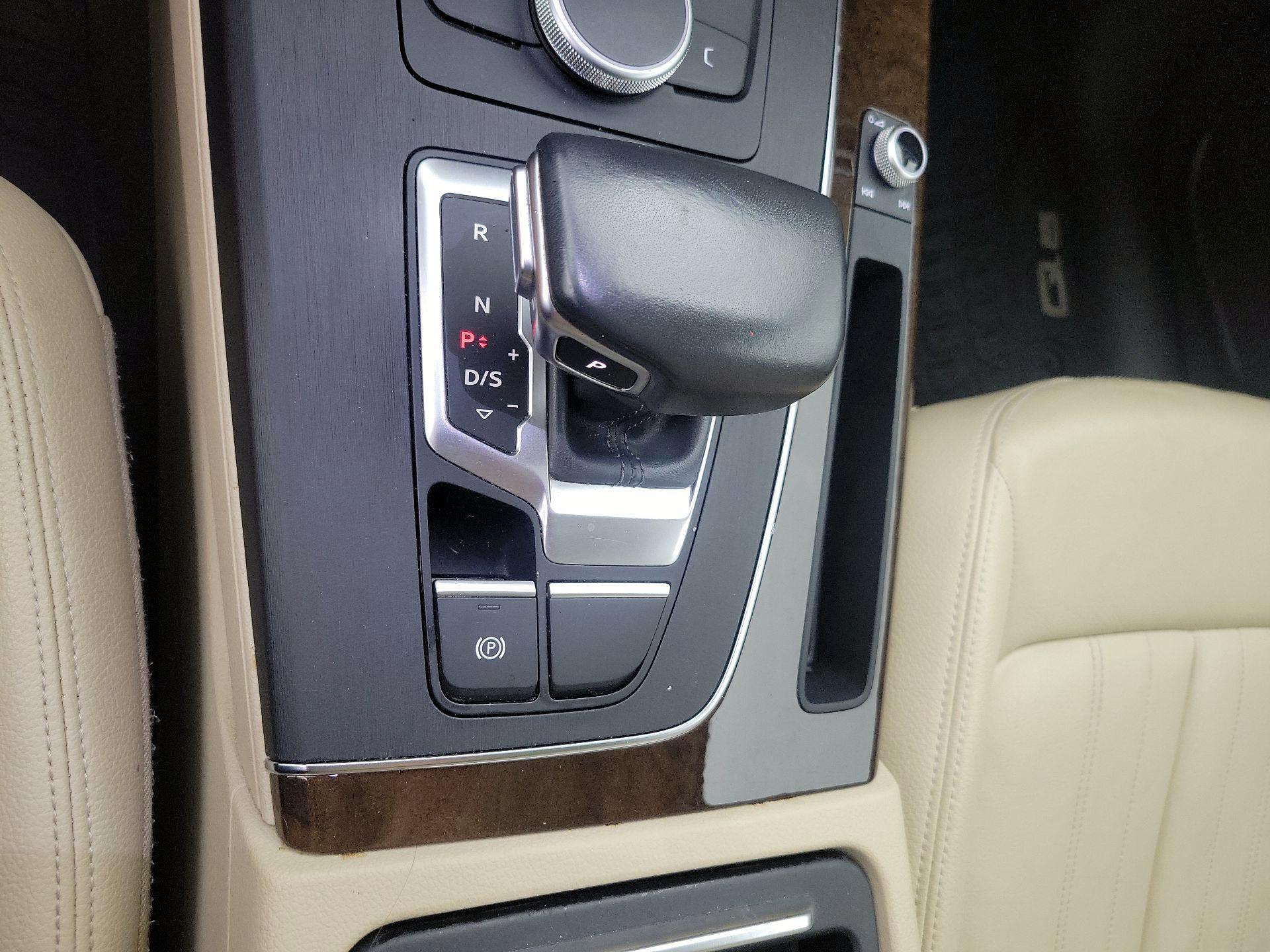 Thumbnail: 2019 Audi Q5 - 17