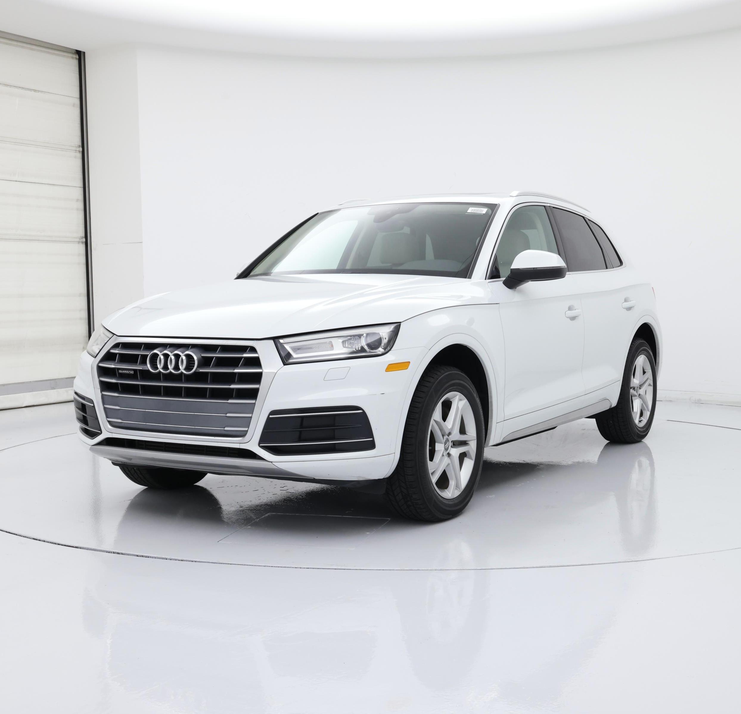 Thumbnail: 2019 Audi Q5 - 4