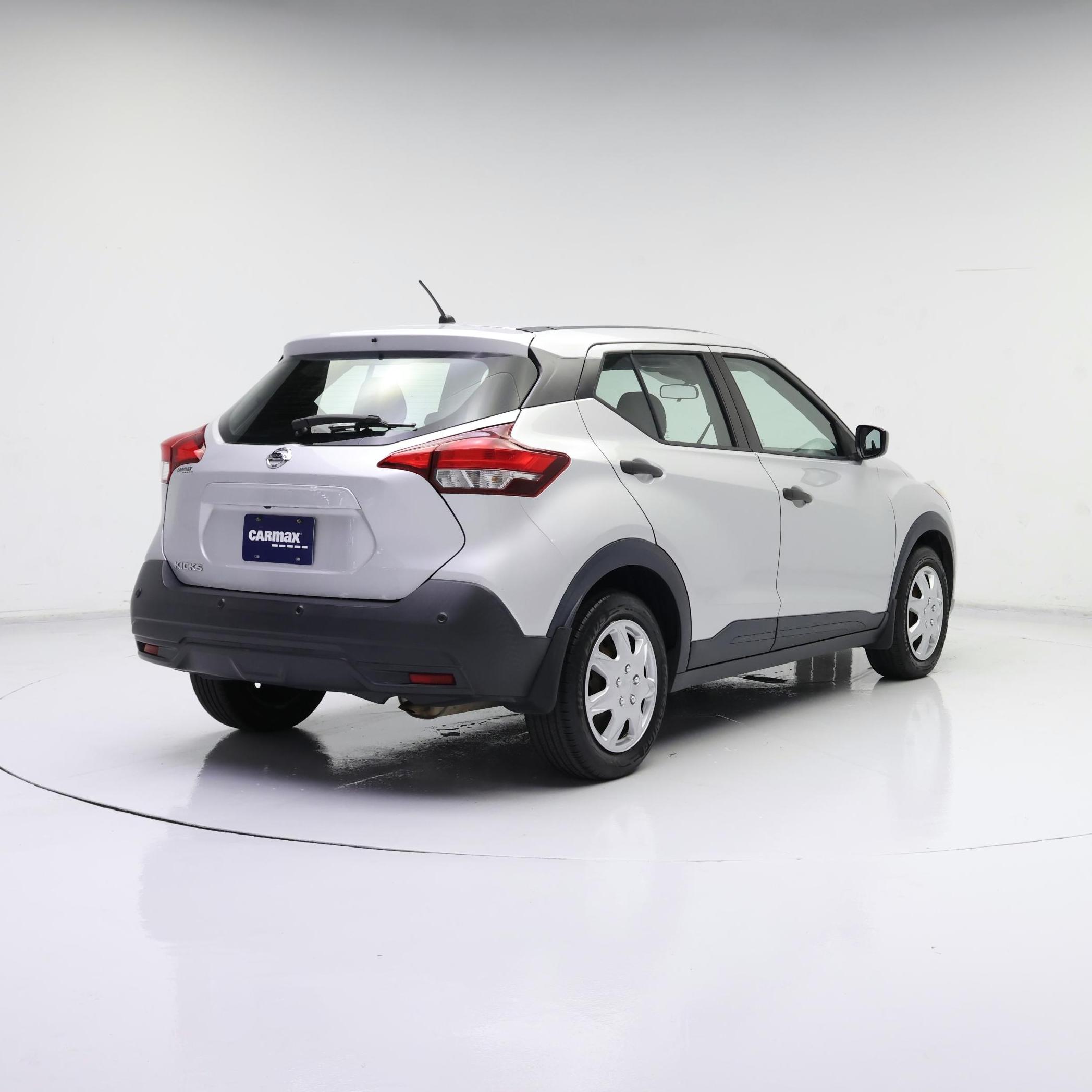 Thumbnail: 2020 Nissan Kicks - 8