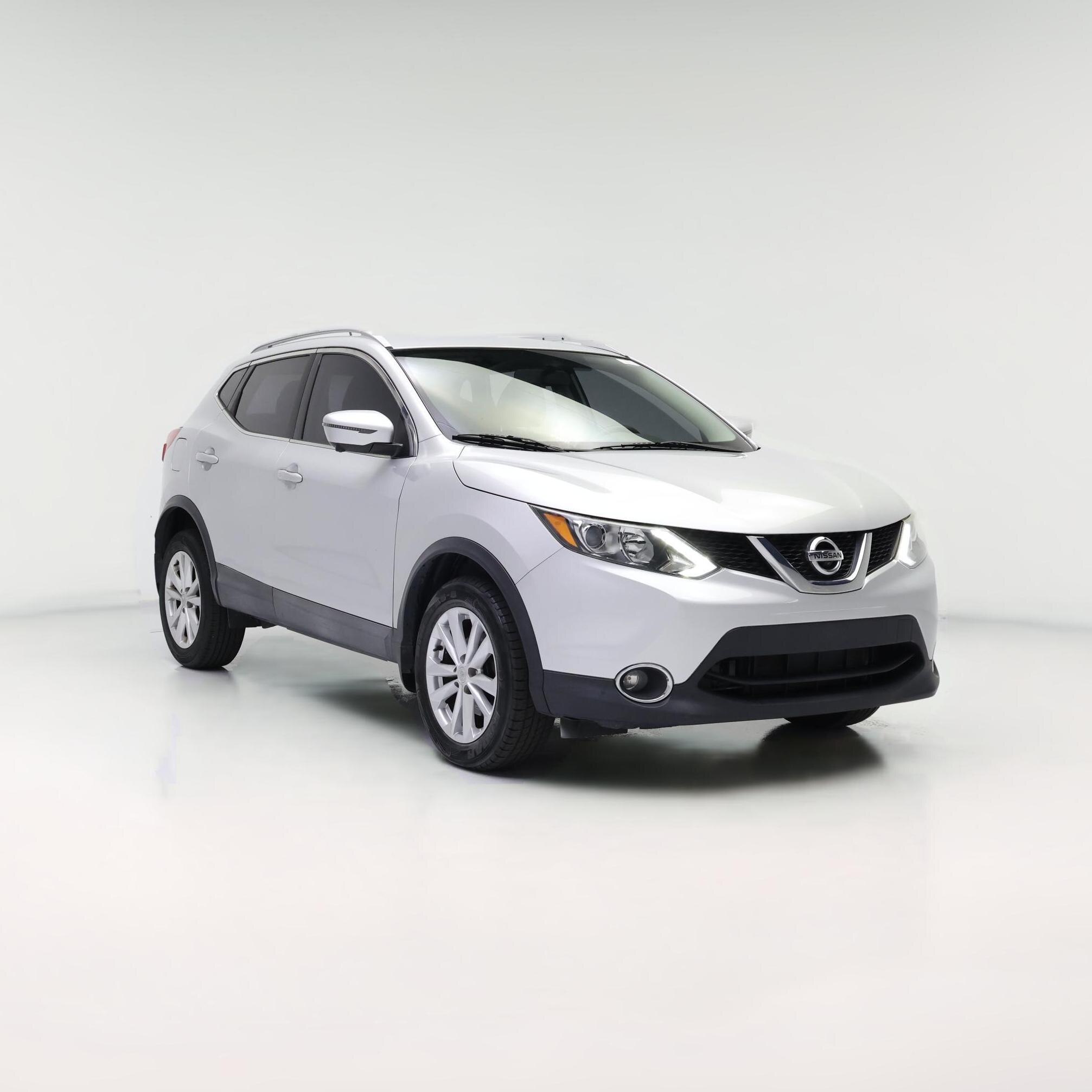 Thumbnail: 2017 Nissan Rogue Sport - 1