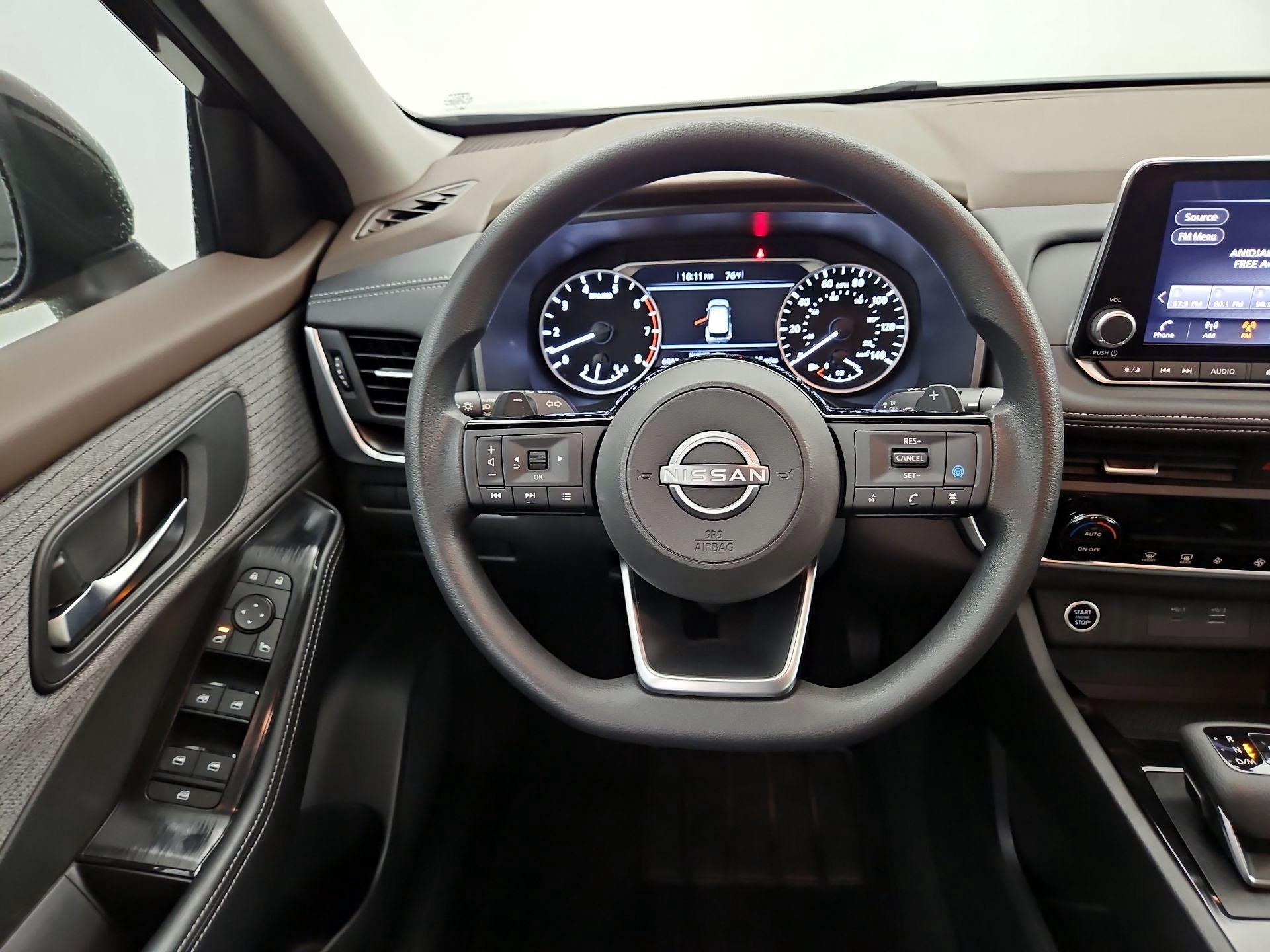 Thumbnail: 2023 Nissan Rogue - 10