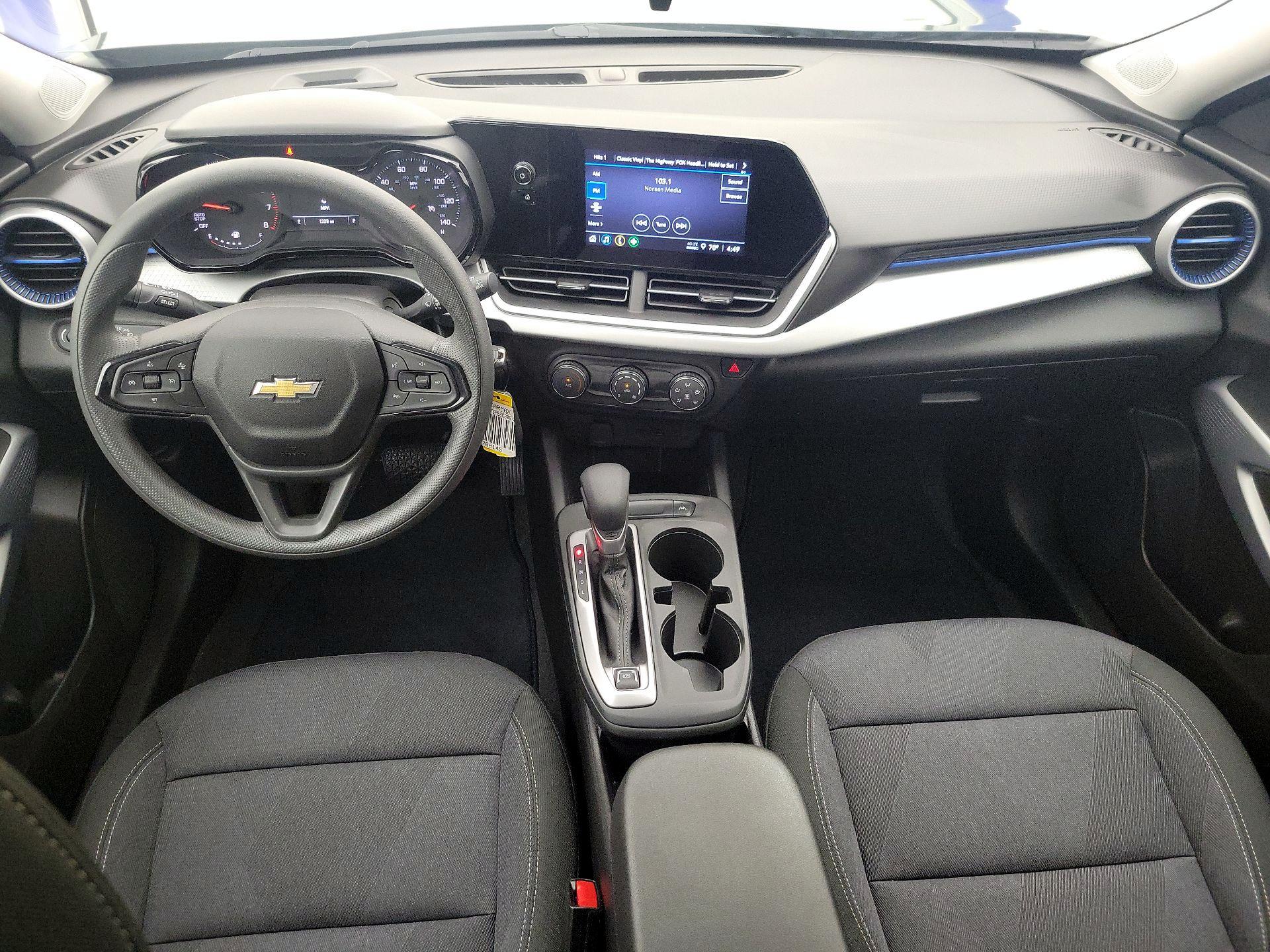 Thumbnail: 2025 Chevrolet Trax - 9