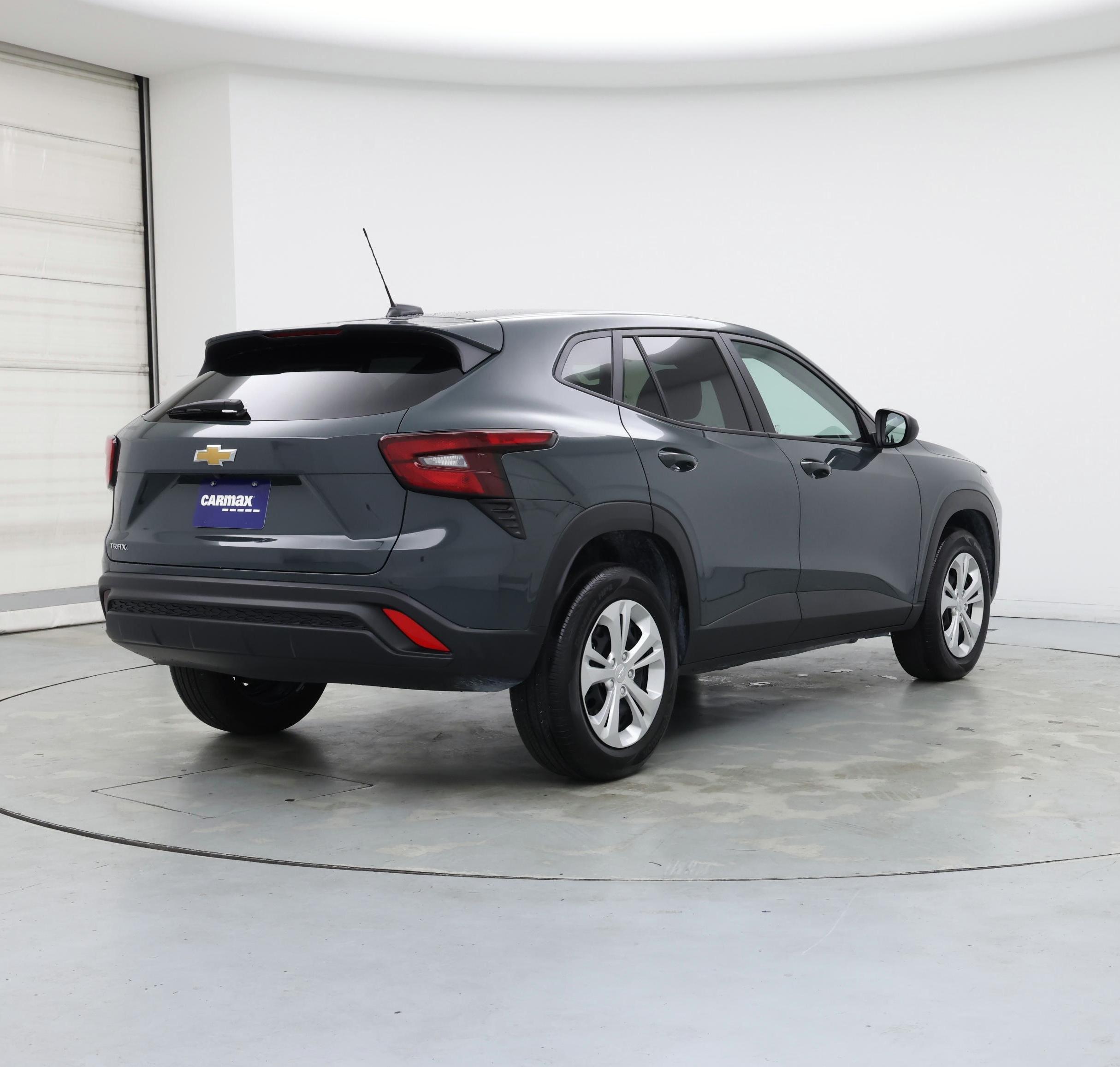 Thumbnail: 2025 Chevrolet Trax - 8