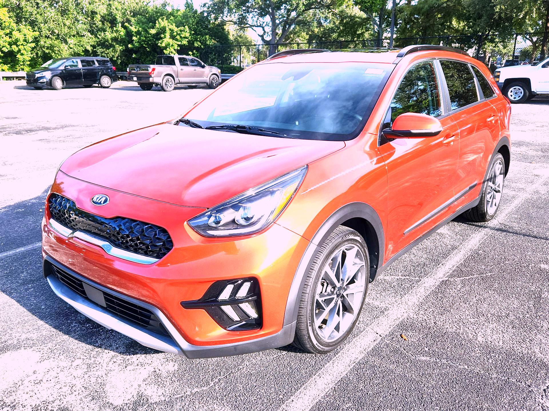 Thumbnail: 2021 Kia Niro - 3