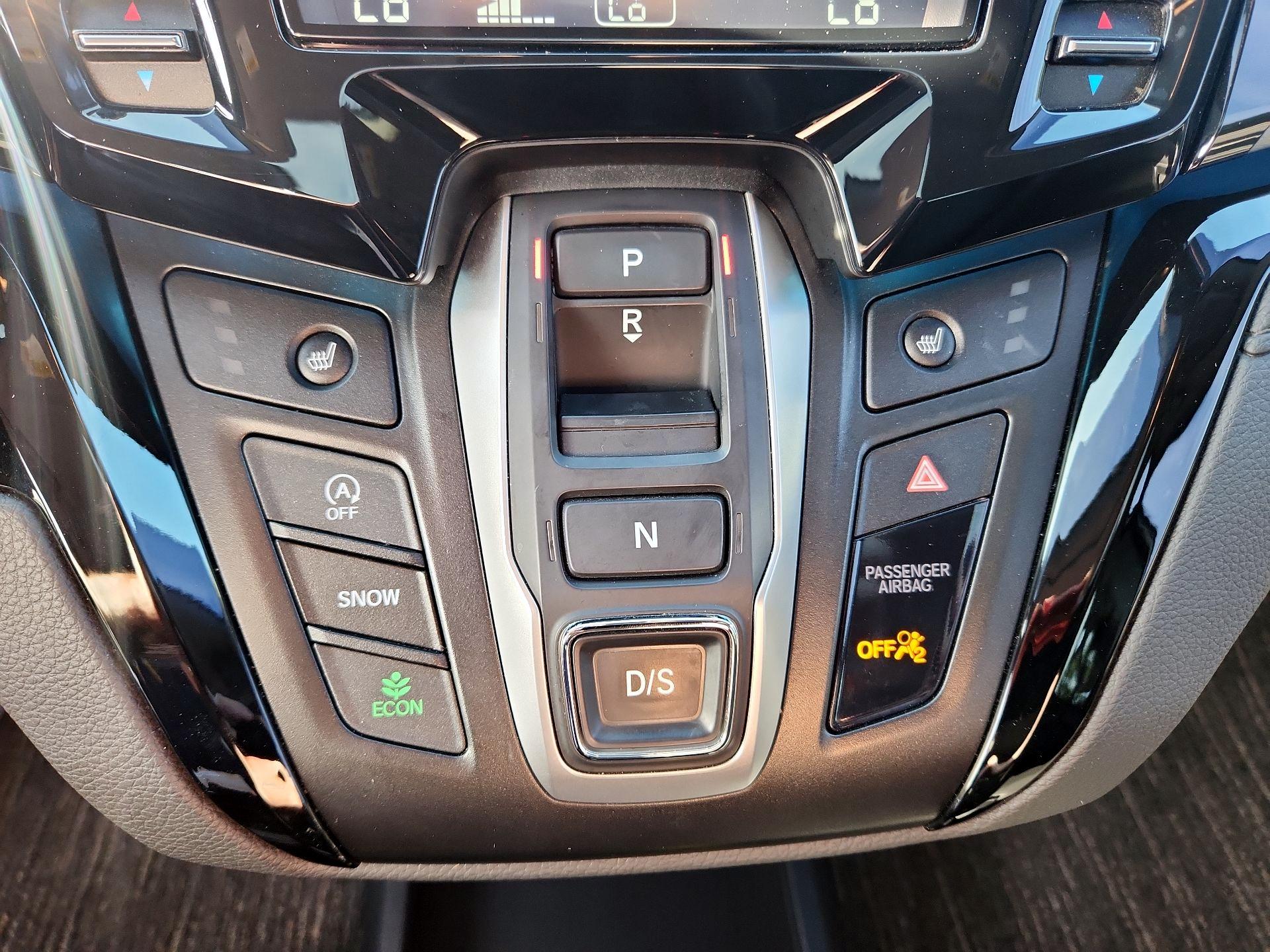 Thumbnail: 2022 Honda Odyssey - 16