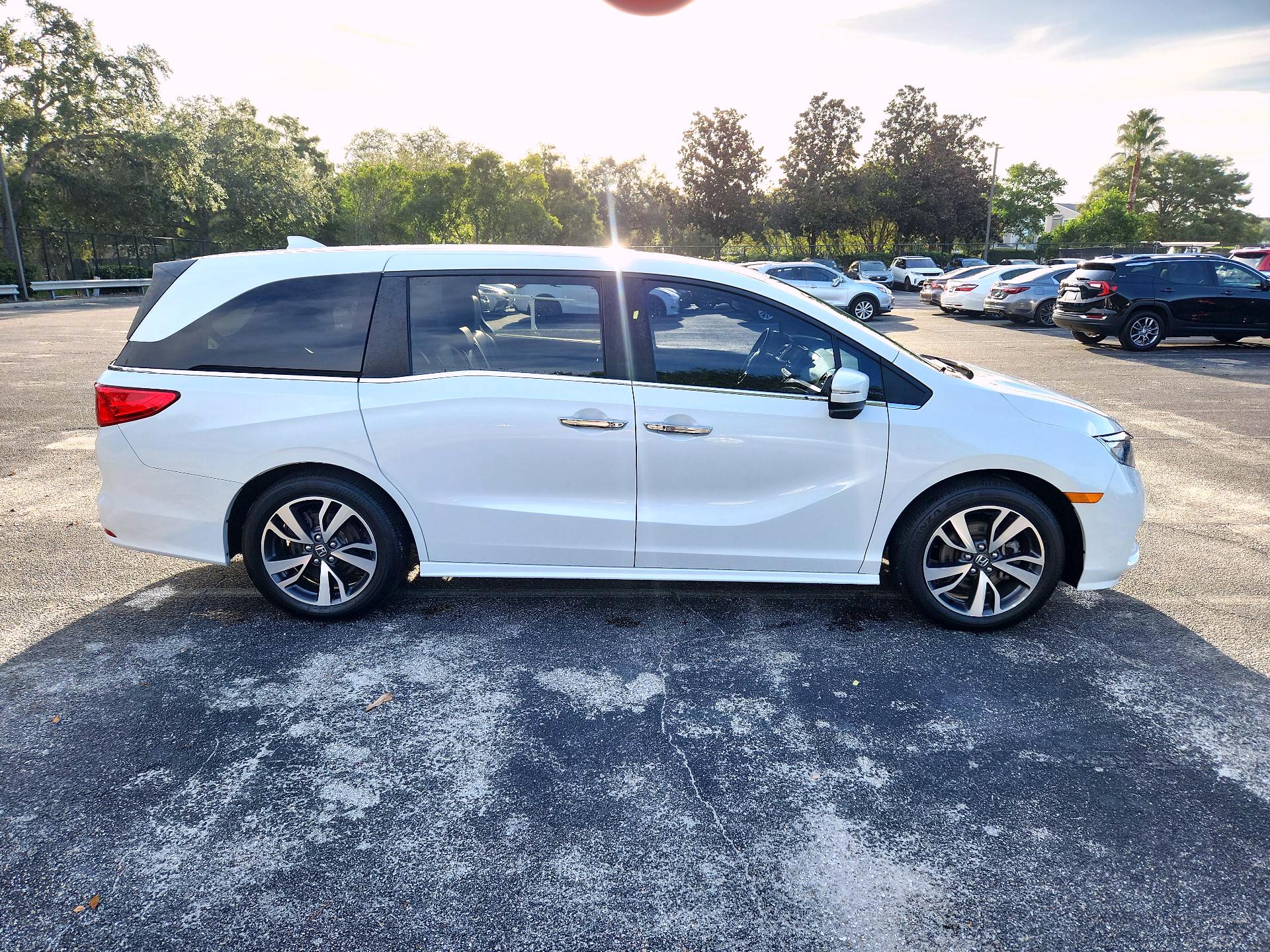 Thumbnail: 2022 Honda Odyssey - 4