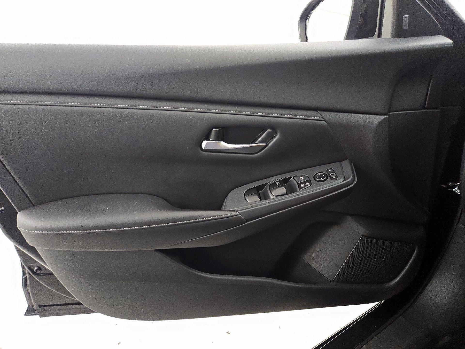 Thumbnail: 2024 Nissan Sentra - 12