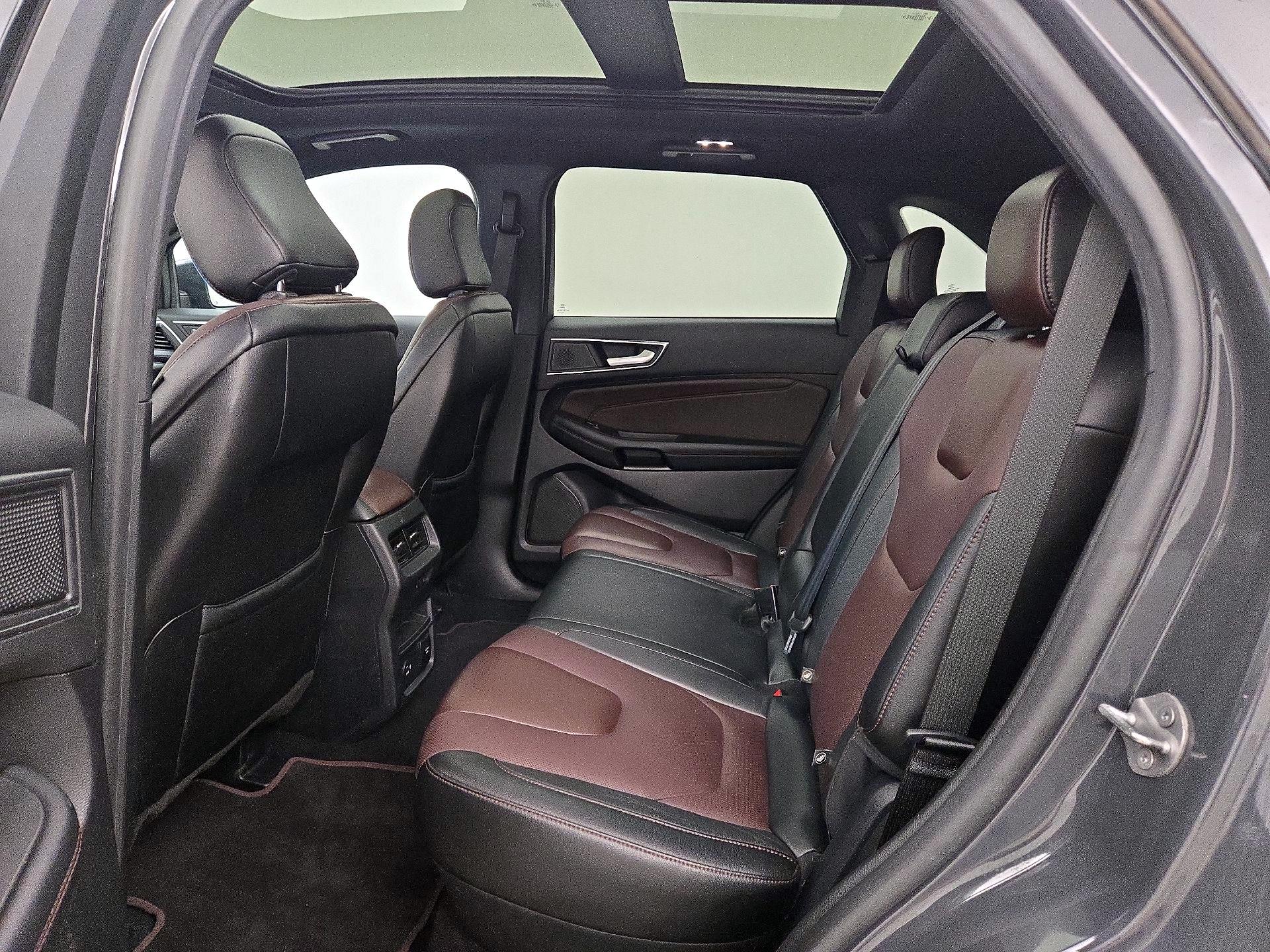 Thumbnail: 2021 Ford Edge - 20