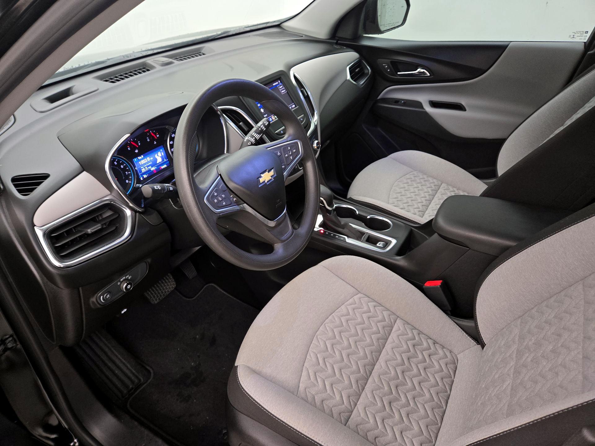 Thumbnail: 2022 Chevrolet Equinox - 11