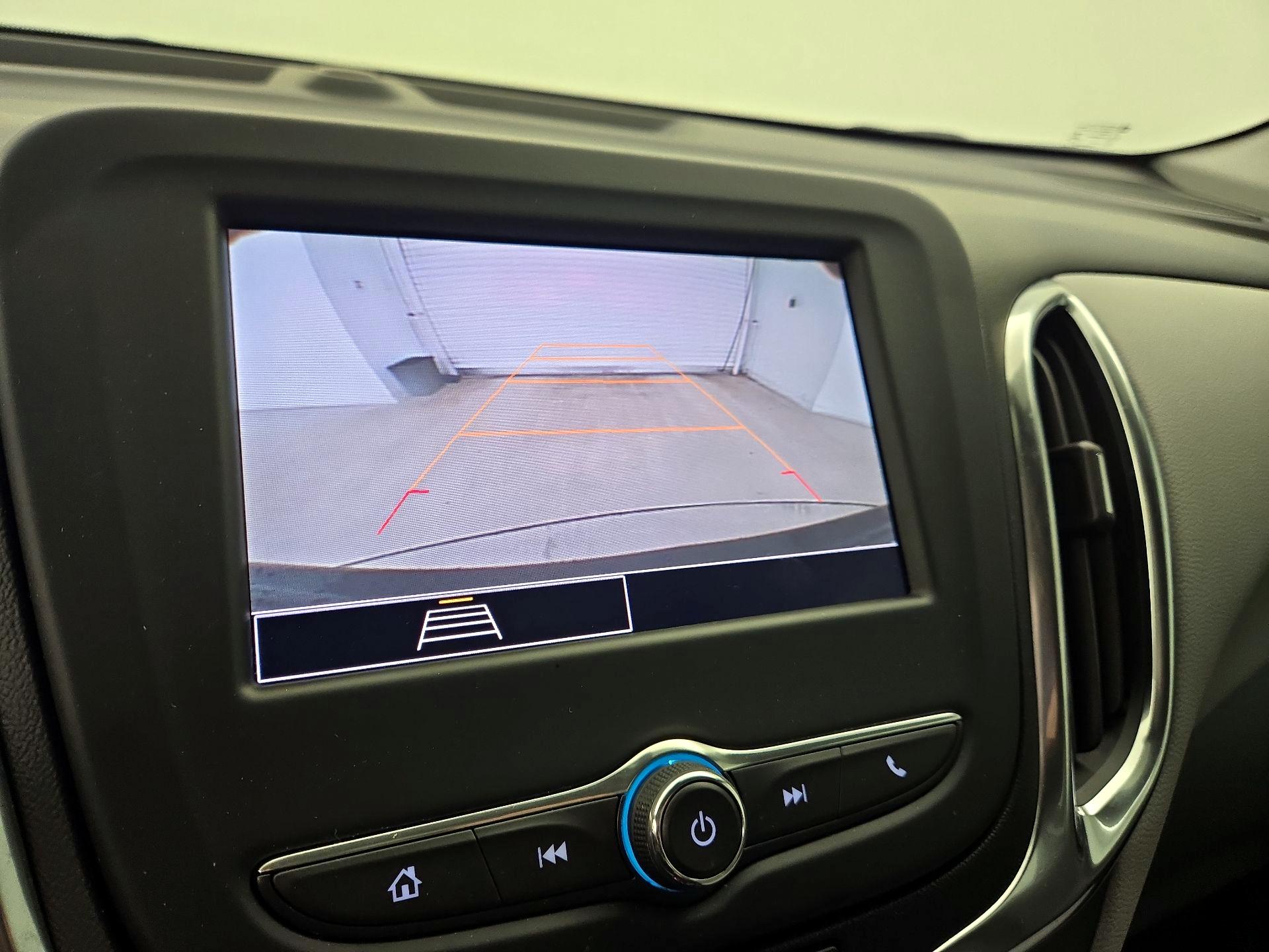 Thumbnail: 2022 Chevrolet Equinox - 14