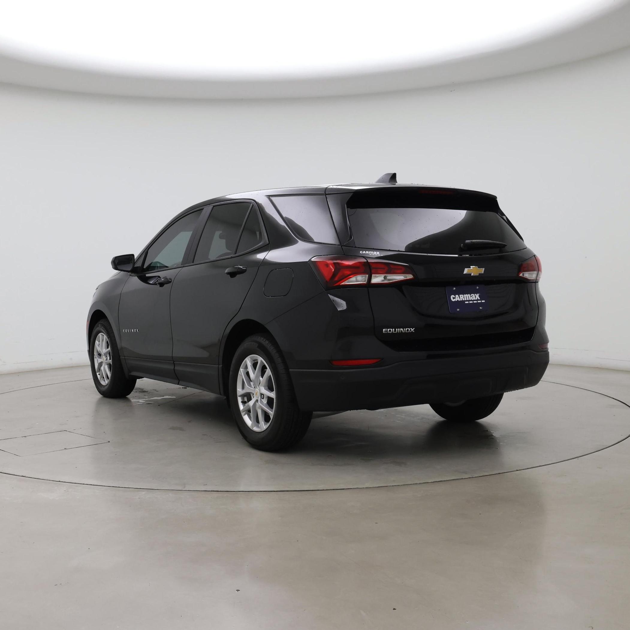 Thumbnail: 2022 Chevrolet Equinox - 2