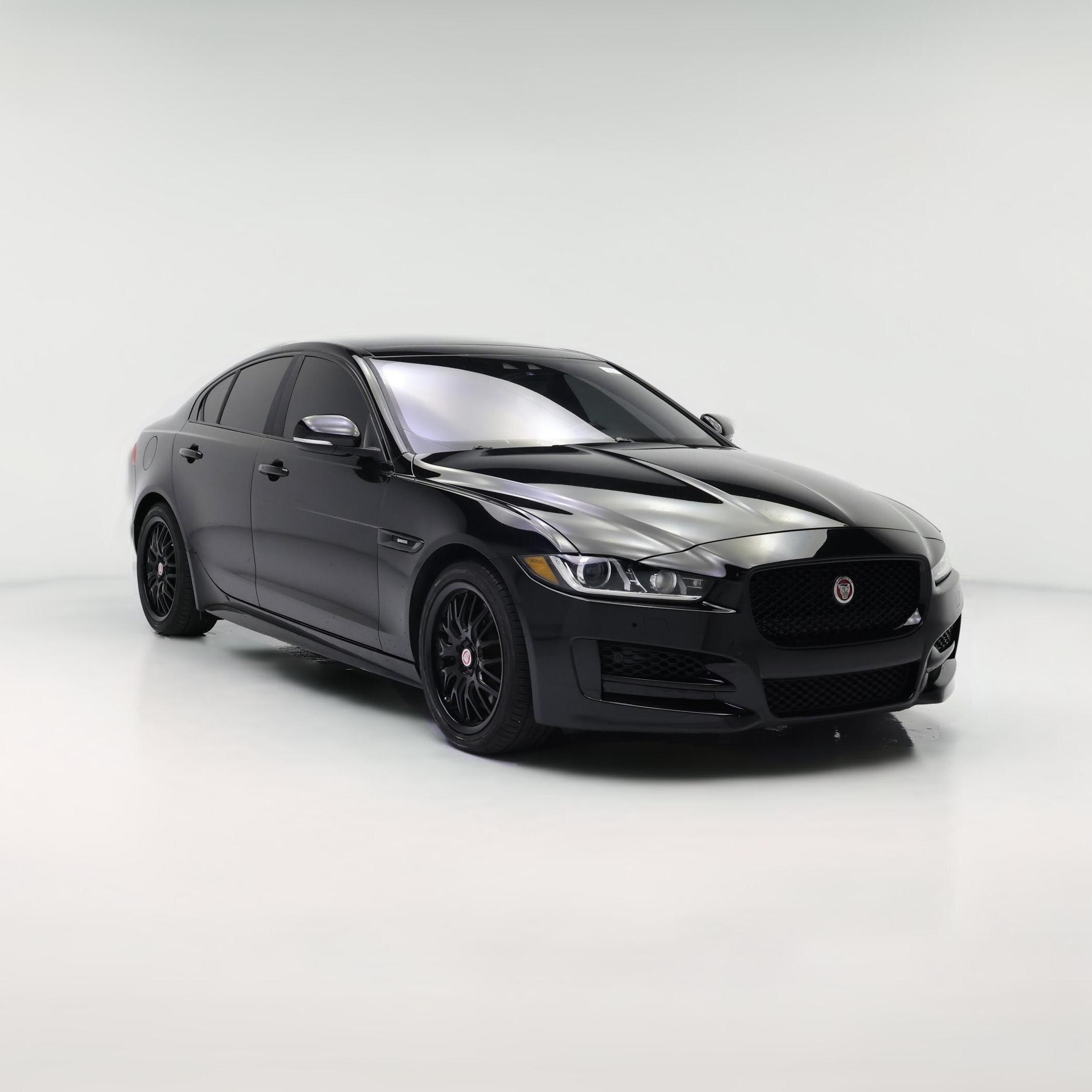 Thumbnail: 2017 Jaguar XE - 1