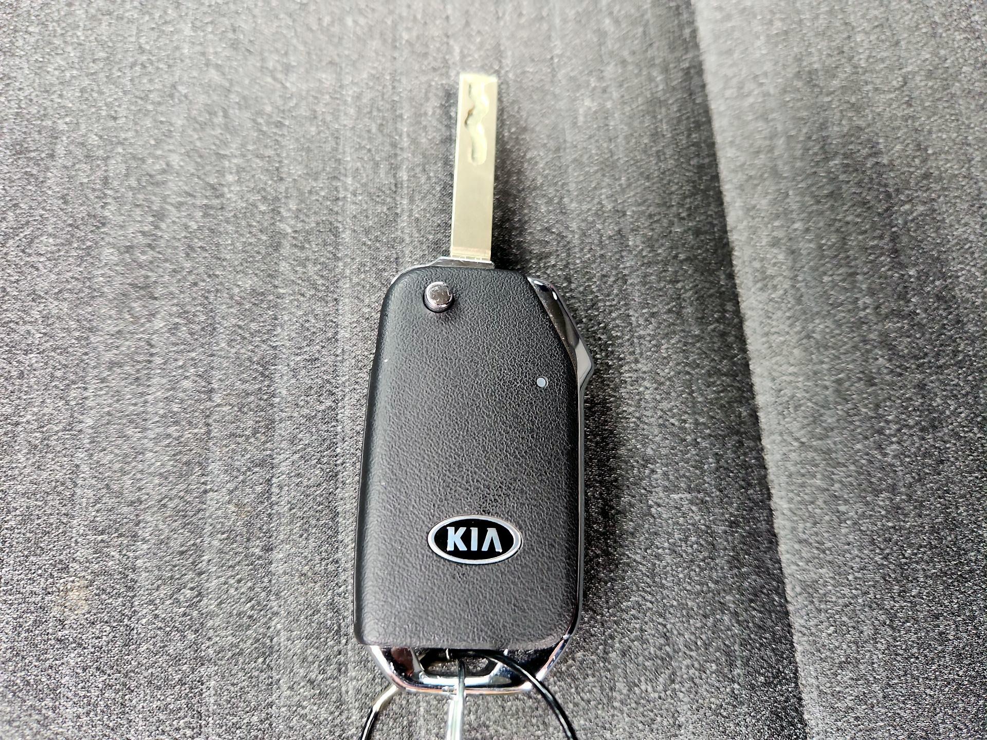 Thumbnail: 2020 Kia Soul - 20