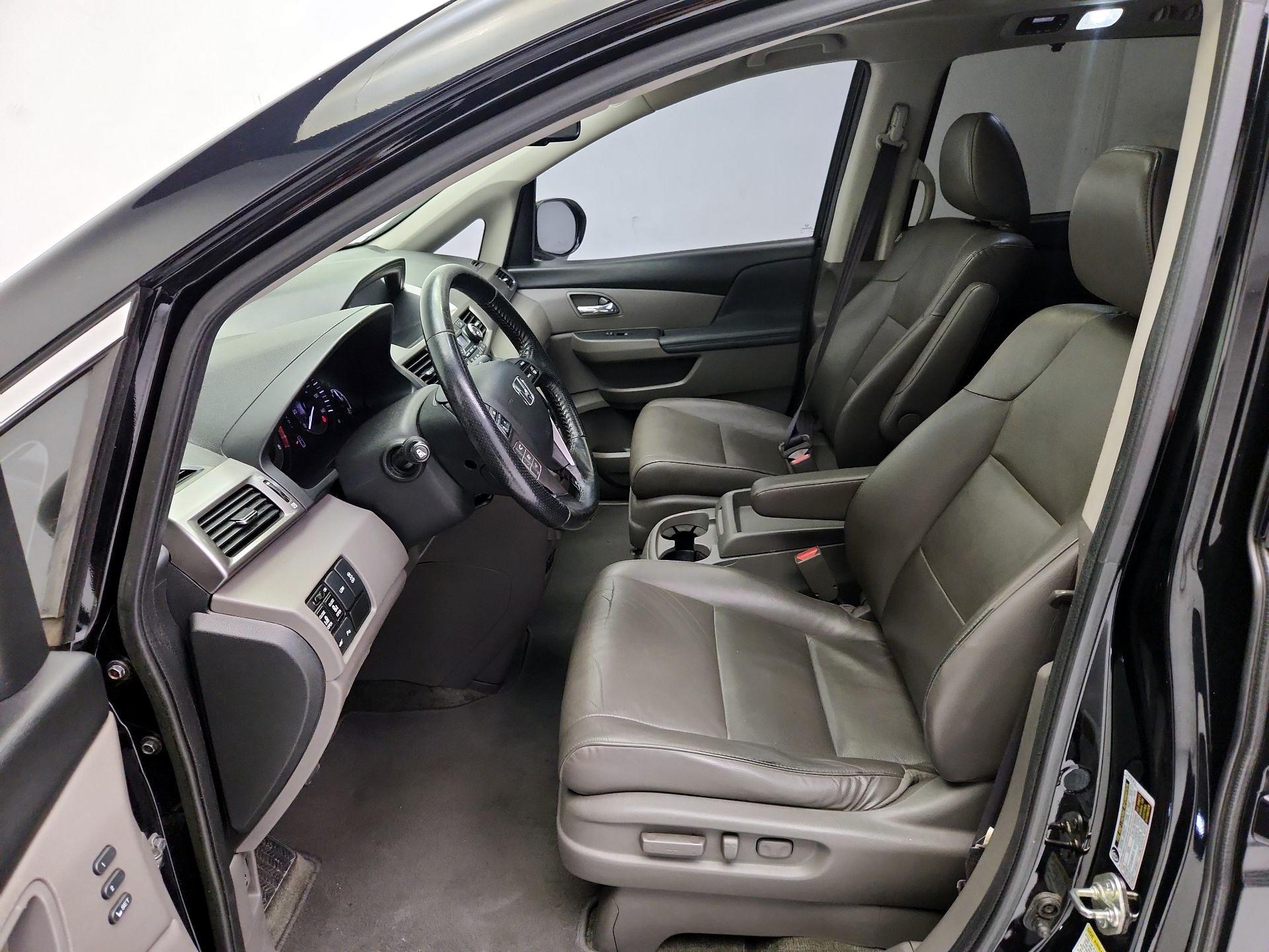 Thumbnail: 2015 Honda Odyssey - 11