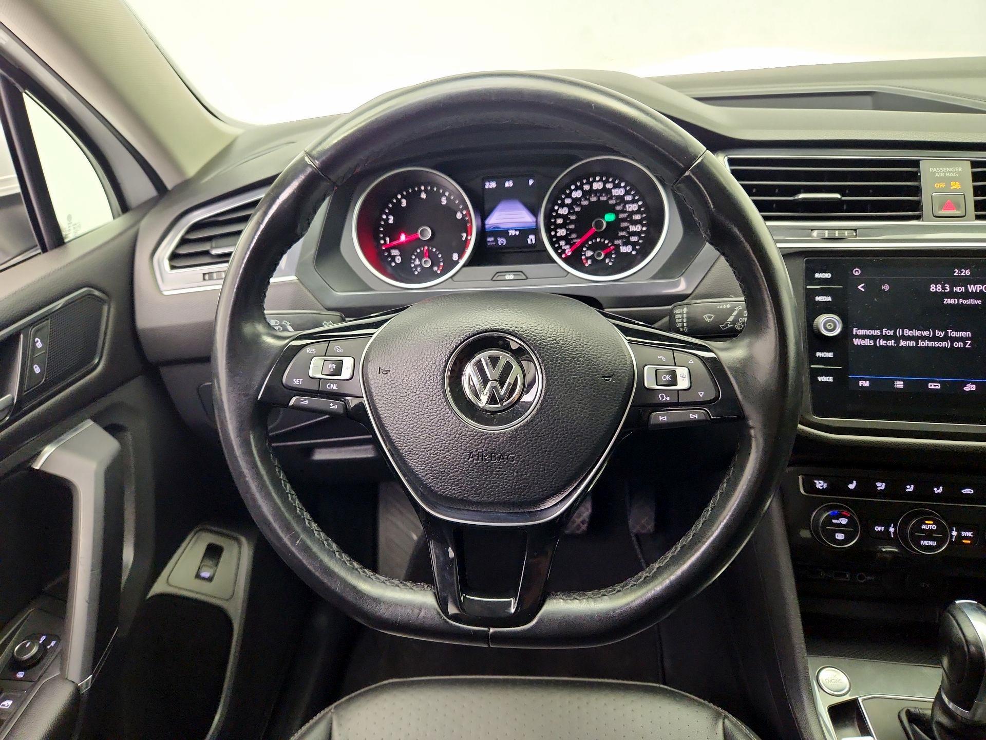 Thumbnail: 2018 Volkswagen Tiguan - 10