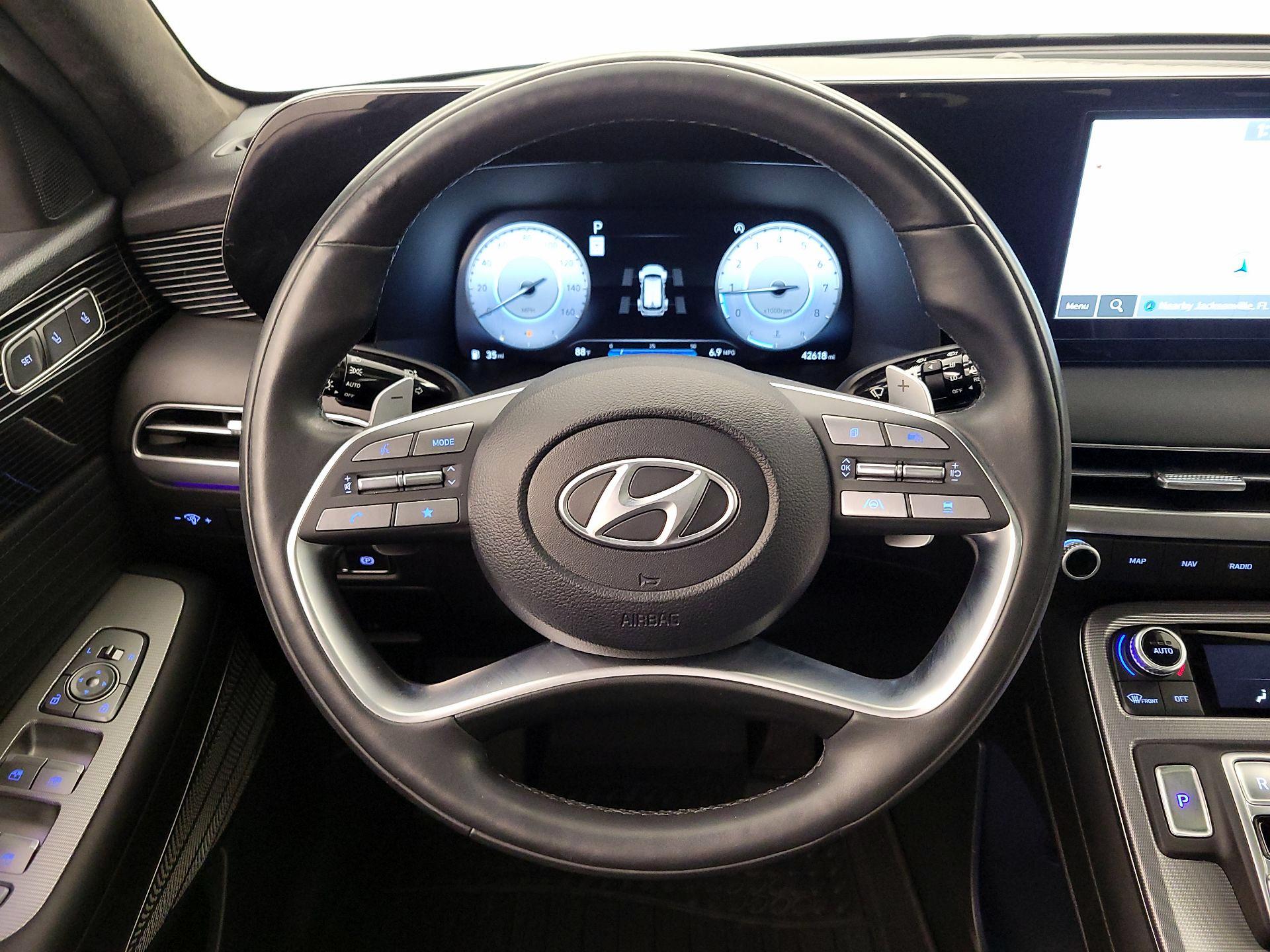 Thumbnail: 2023 Hyundai Palisade - 10