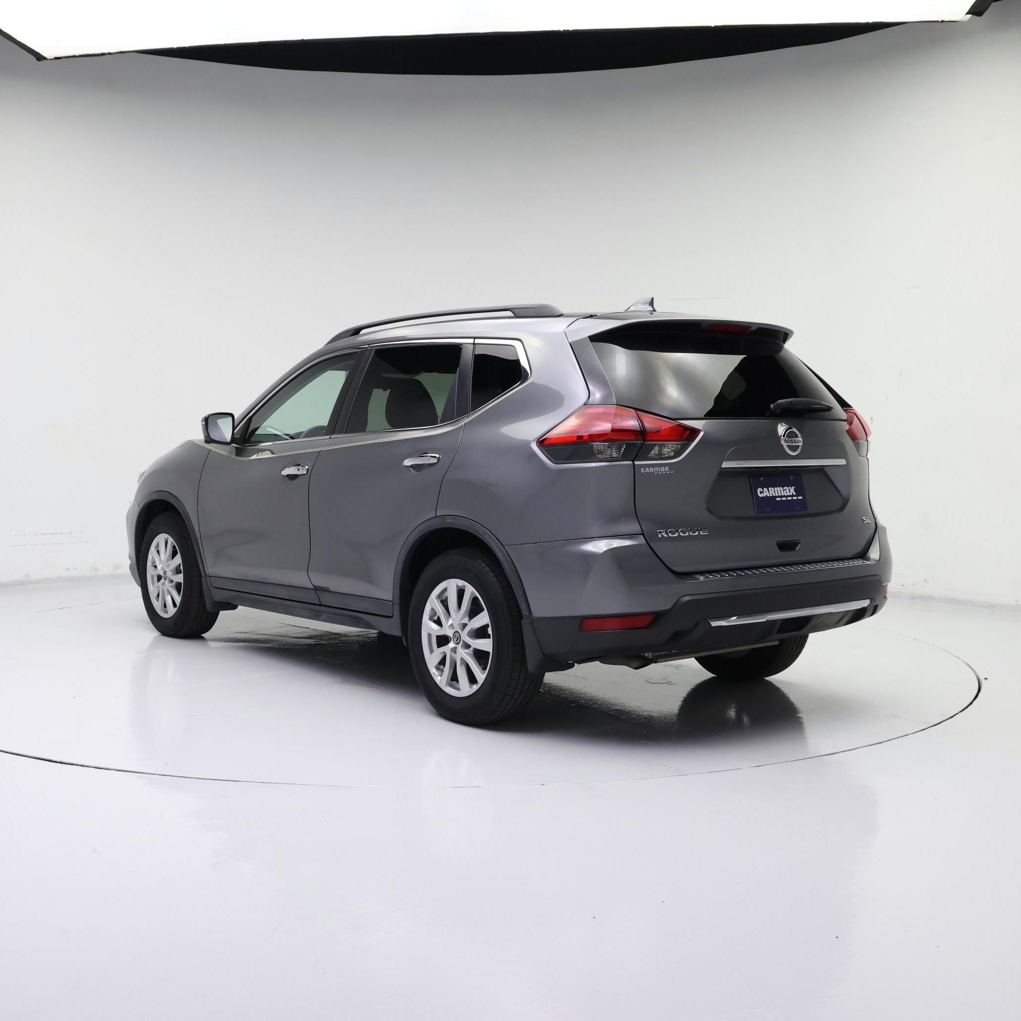 Thumbnail: 2017 Nissan Rogue - 2