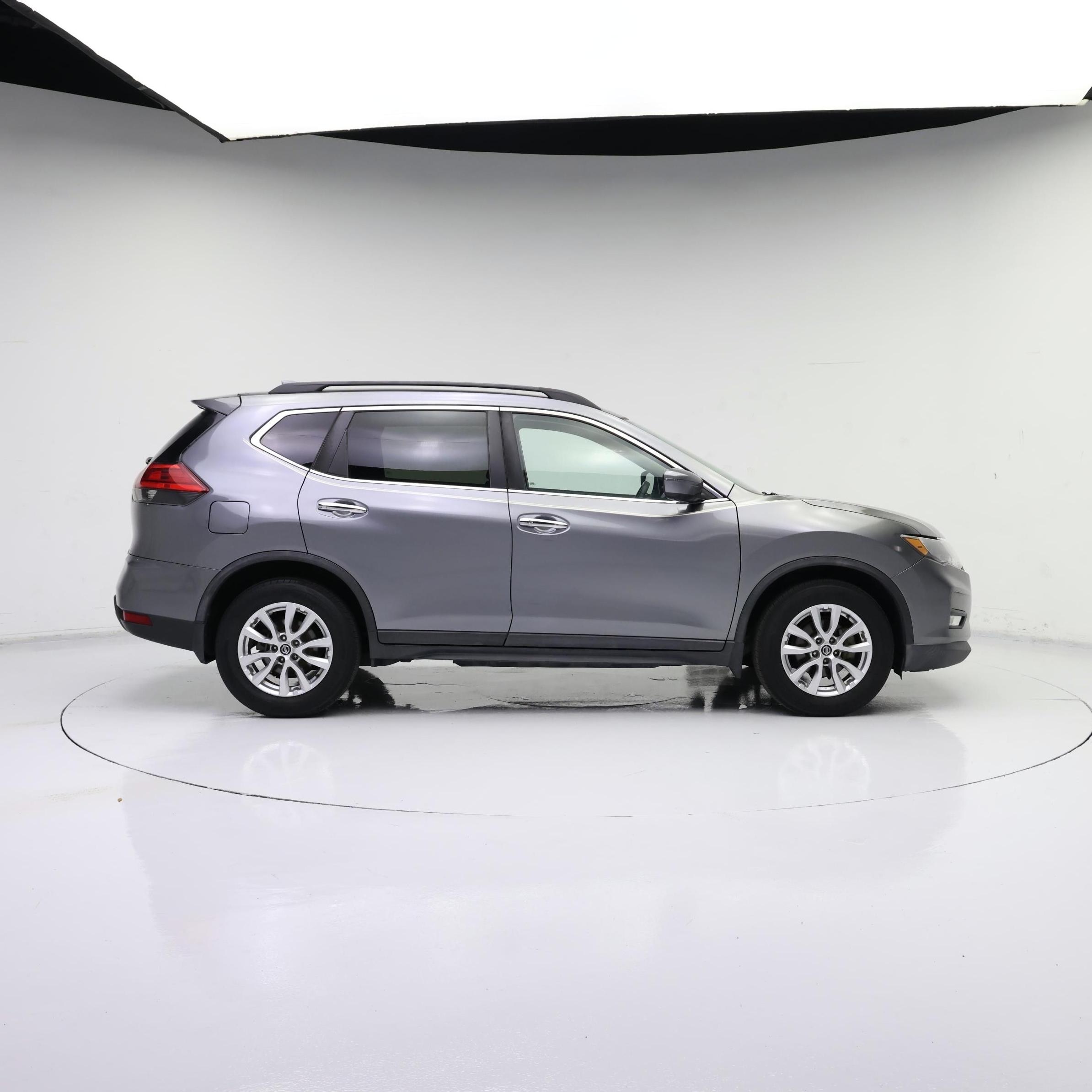 Thumbnail: 2017 Nissan Rogue - 7