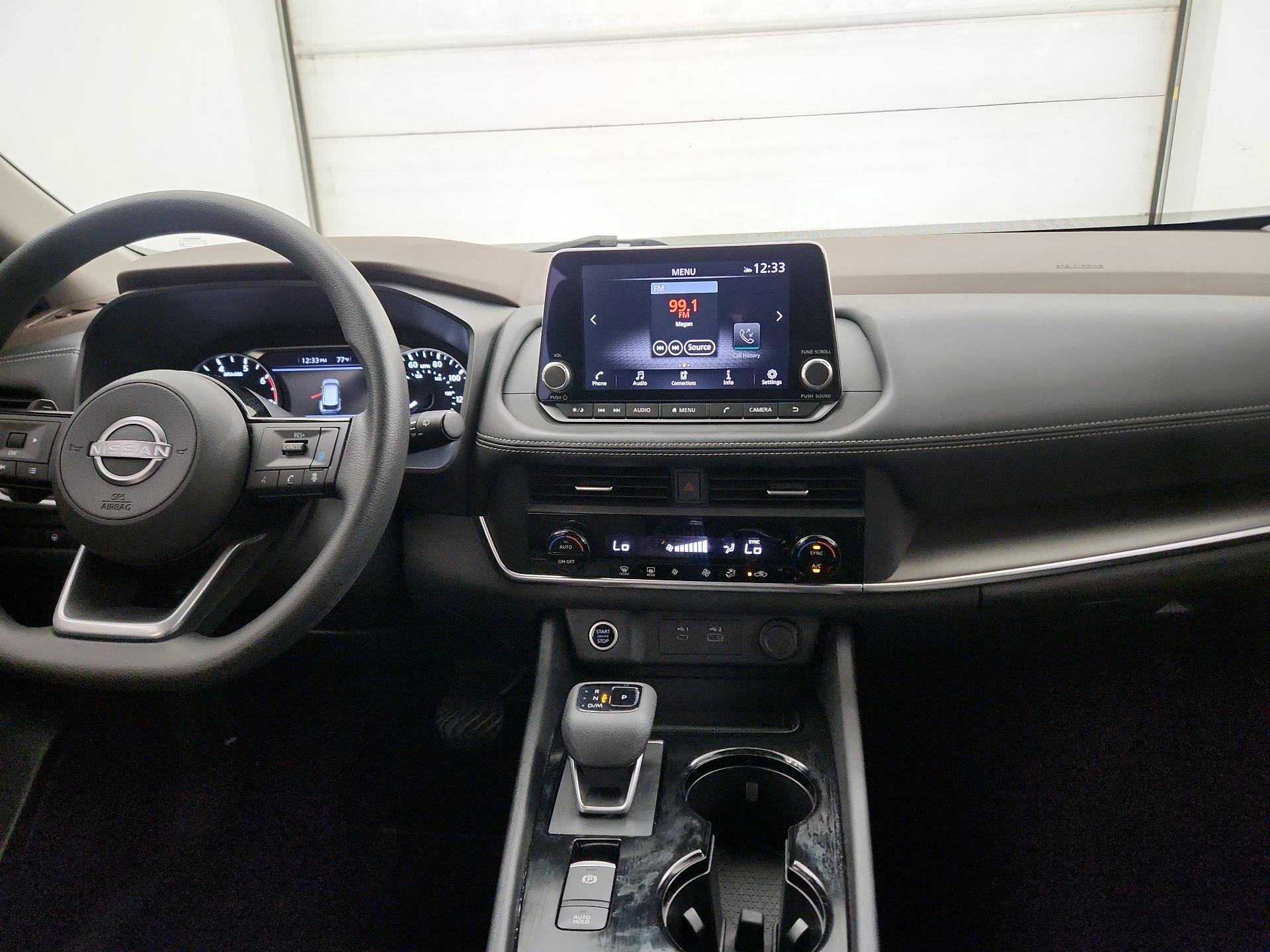 Thumbnail: 2023 Nissan Rogue - 9