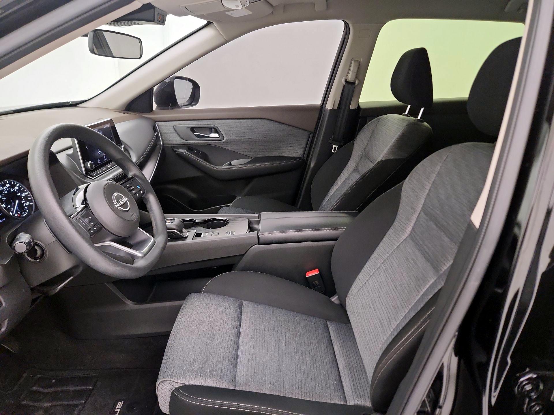 Thumbnail: 2023 Nissan Rogue - 11