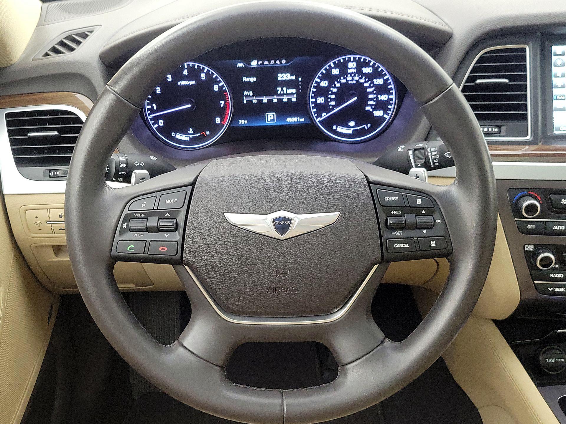 Thumbnail: 2015 Hyundai Genesis - 10