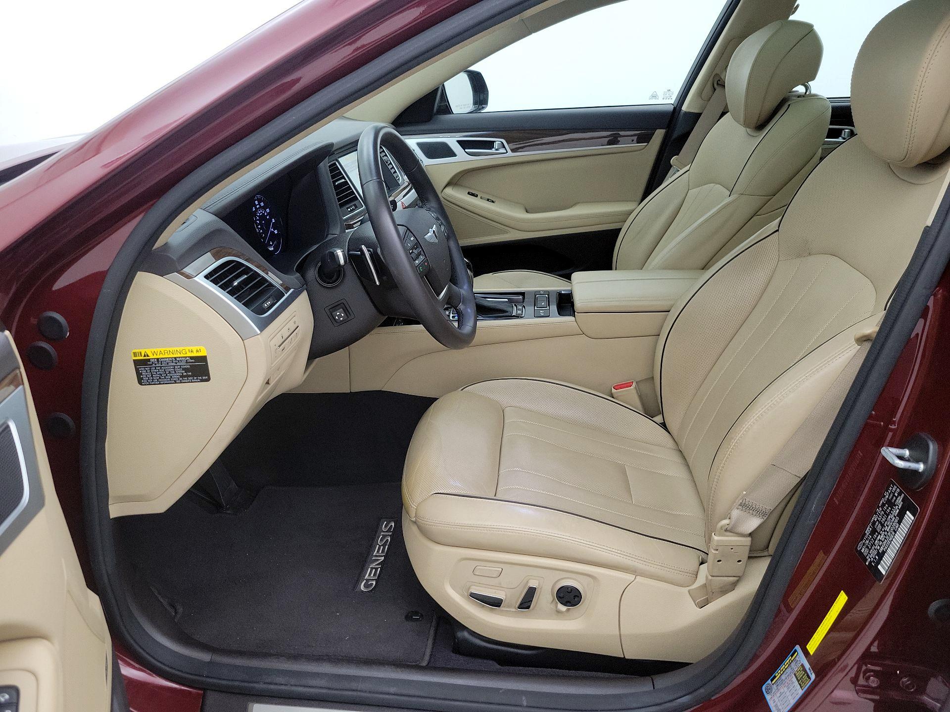 Thumbnail: 2015 Hyundai Genesis - 11