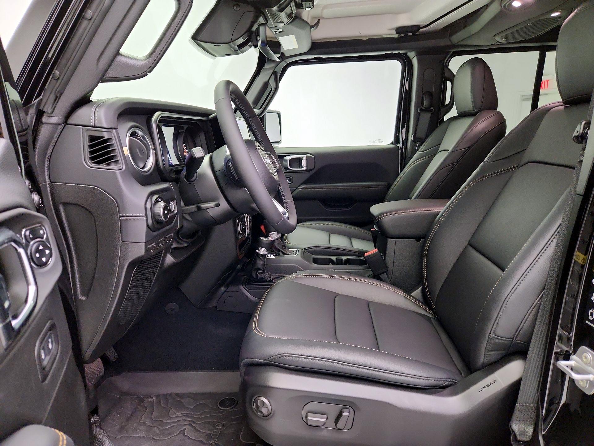 Thumbnail: 2025 Jeep Wrangler - 11