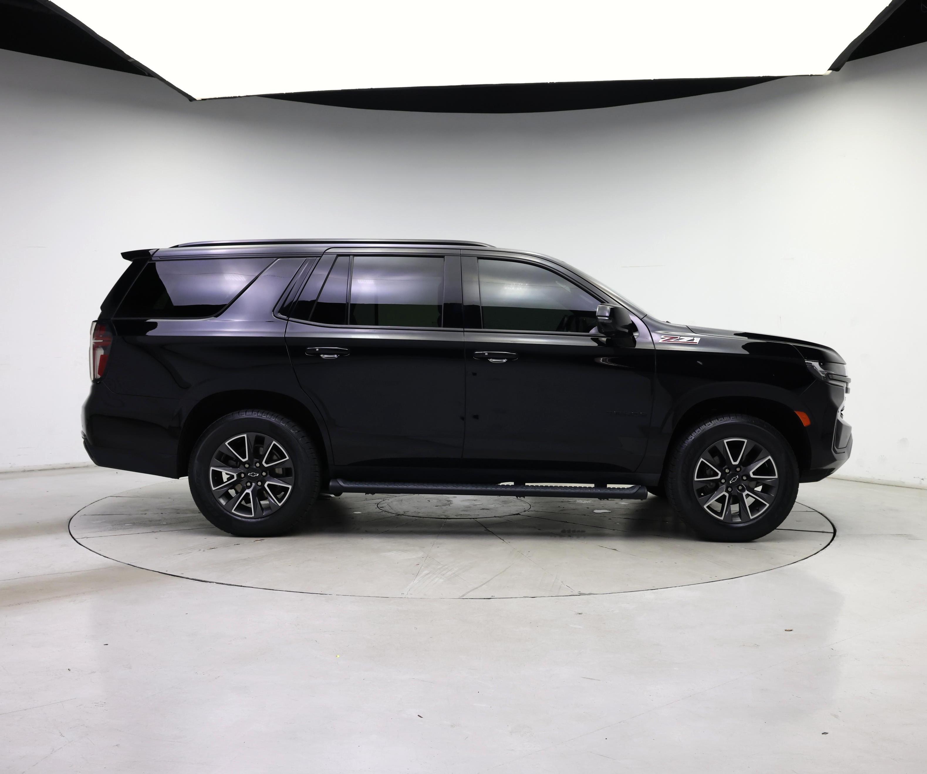 Thumbnail: 2022 Chevrolet Tahoe - 7