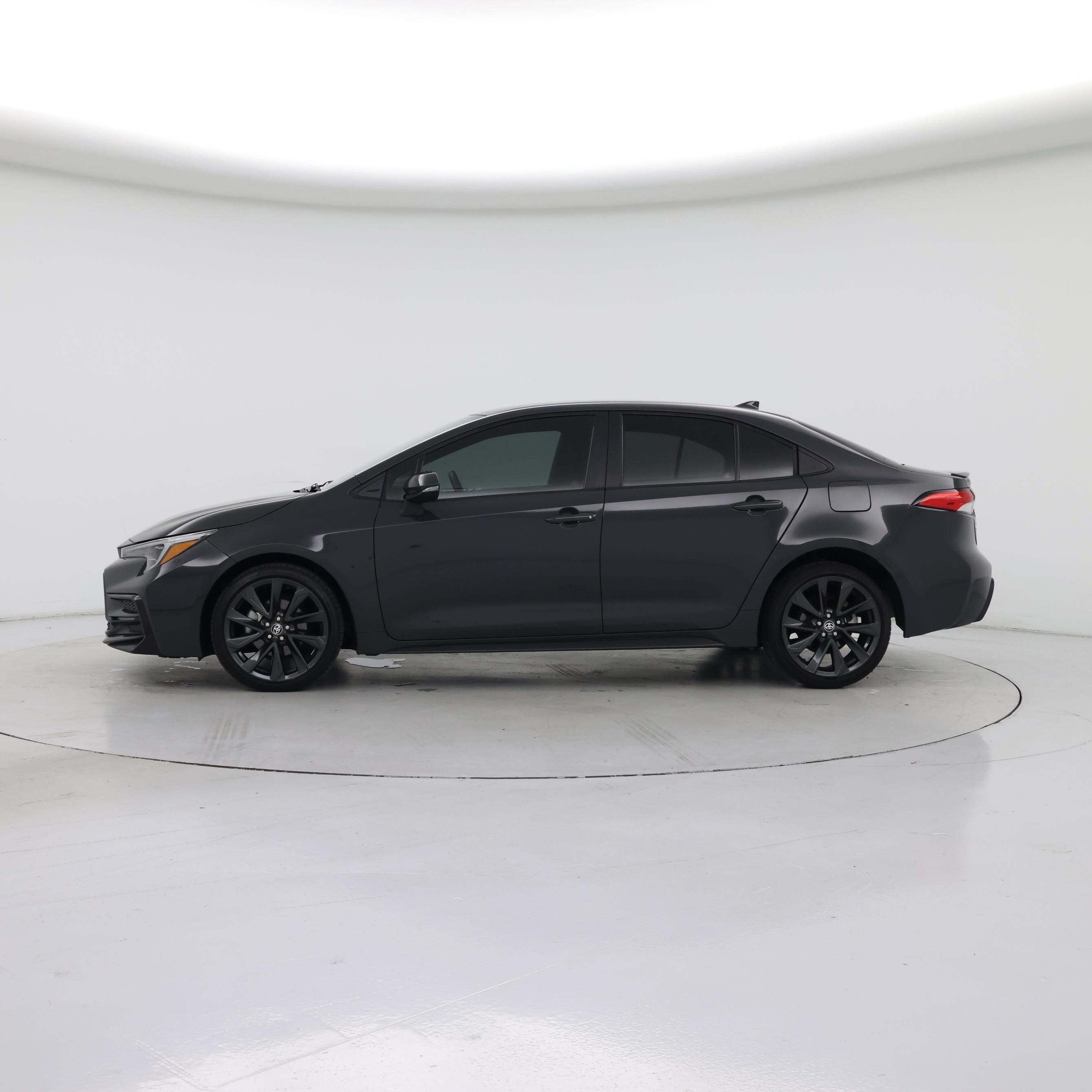 Thumbnail: 2024 Toyota Corolla - 3