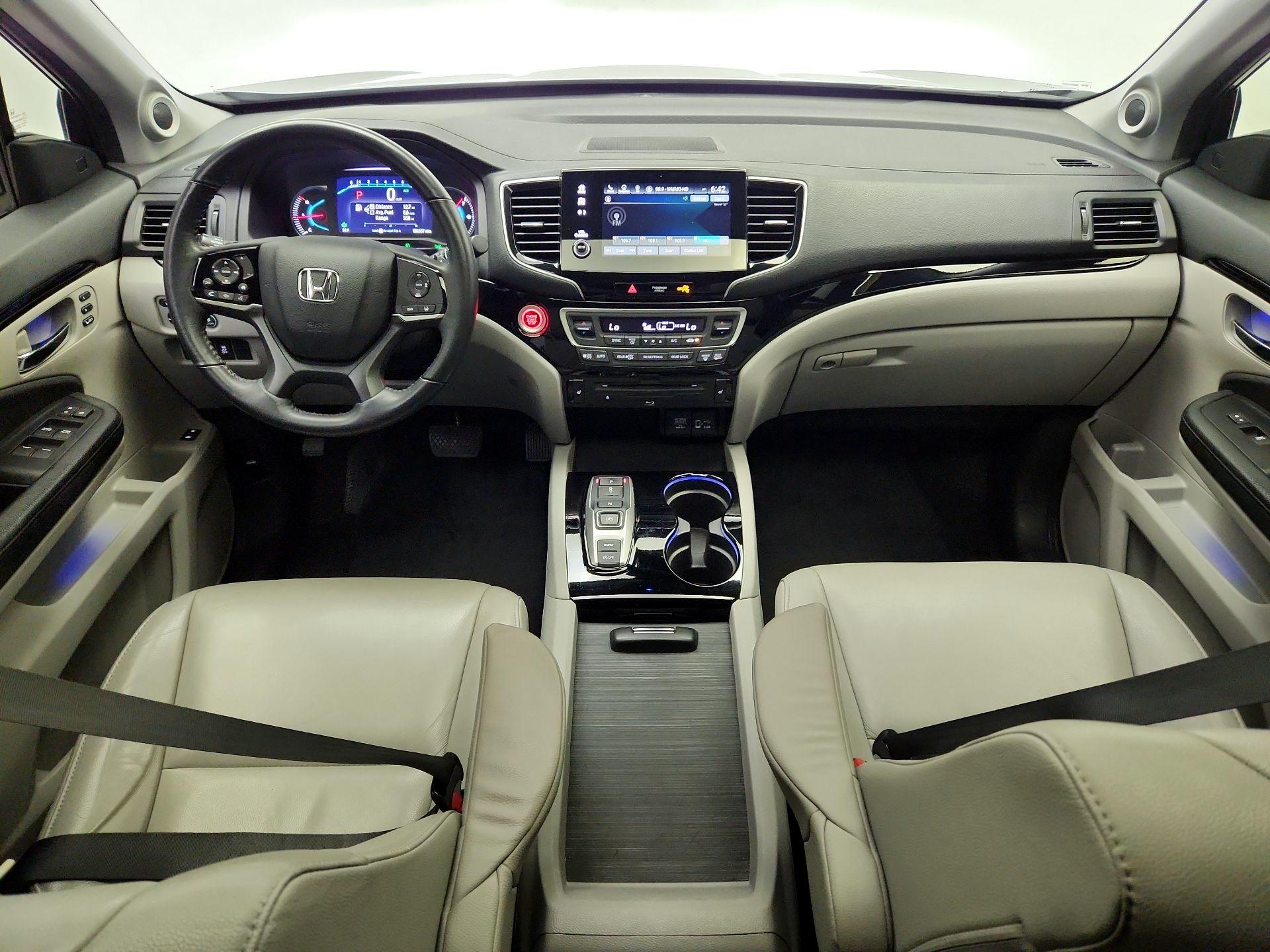 Thumbnail: 2019 Honda Pilot - 9