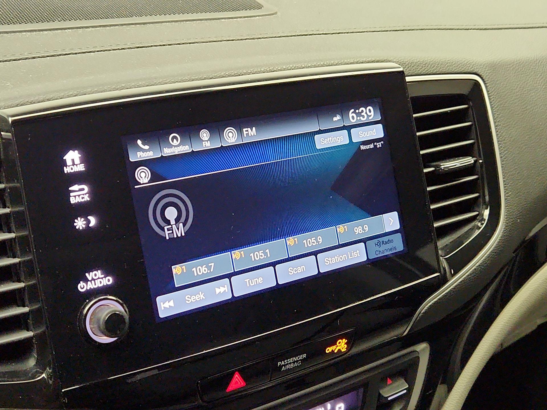Thumbnail: 2019 Honda Pilot - 15