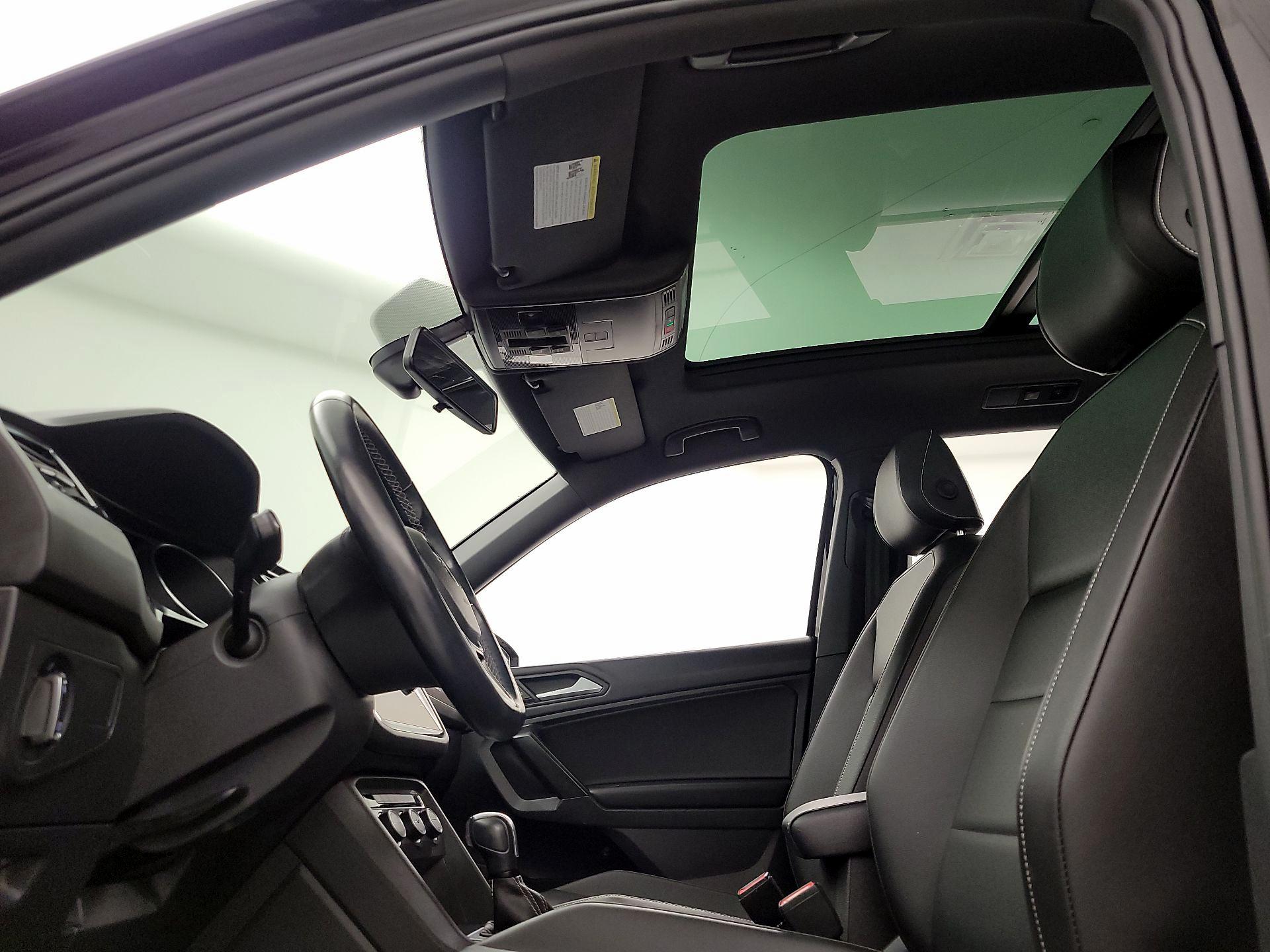 Thumbnail: 2021 Volkswagen Tiguan - 19