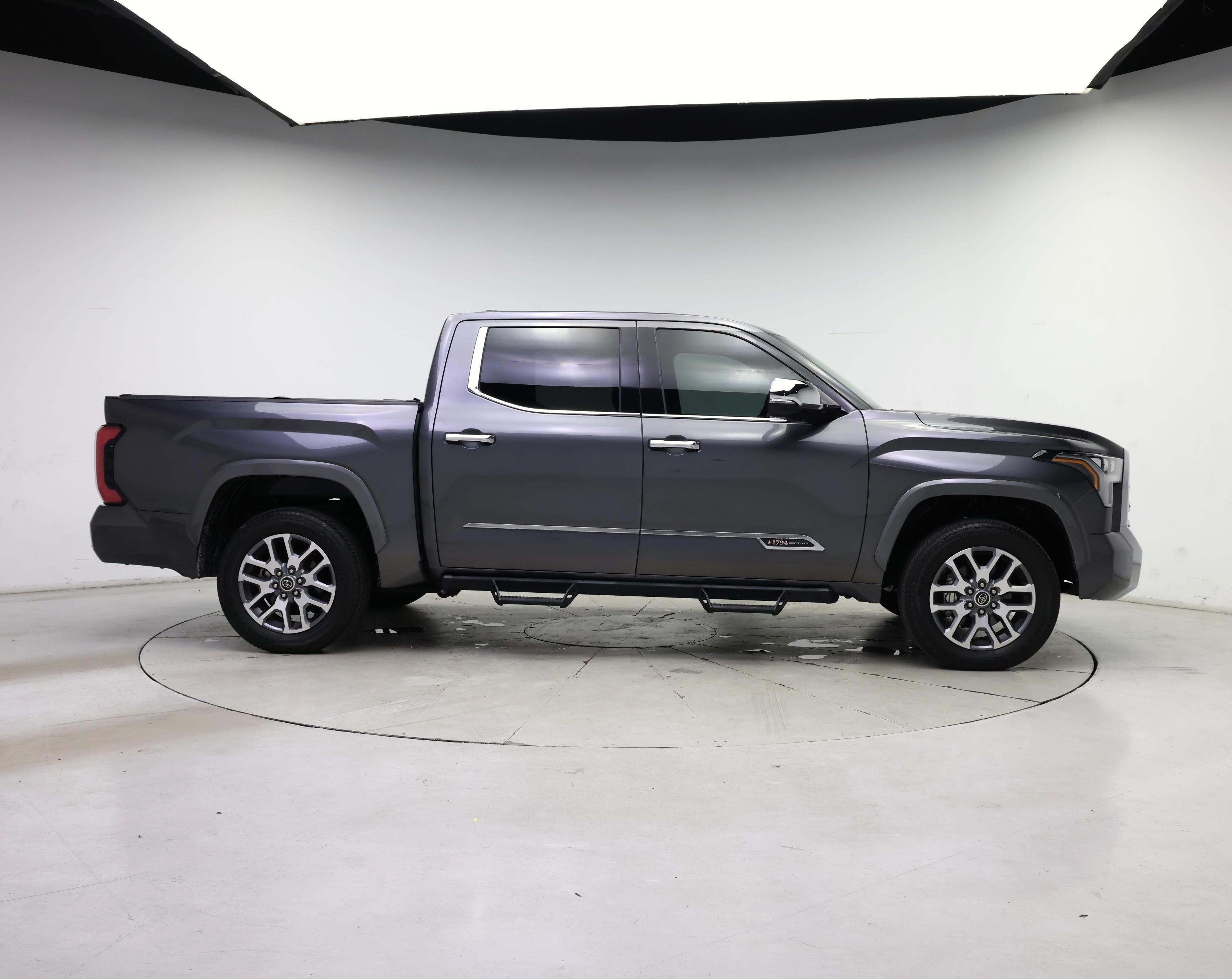 Thumbnail: 2023 Toyota Tundra - 7