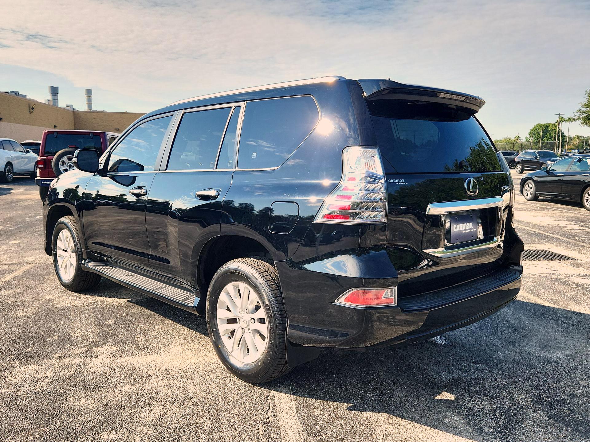Thumbnail: 2021 Lexus GX - 7