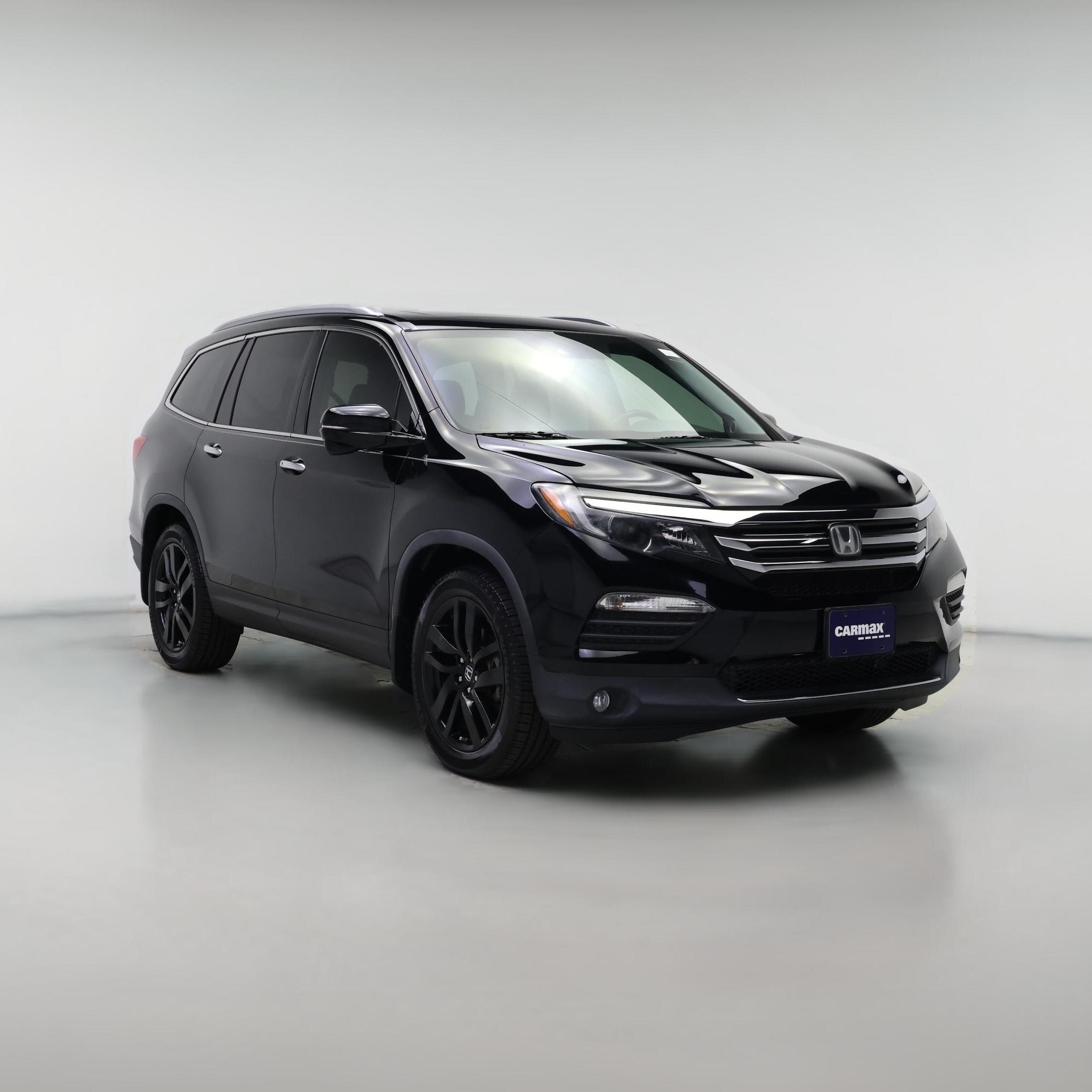 Thumbnail: 2017 Honda Pilot - 1
