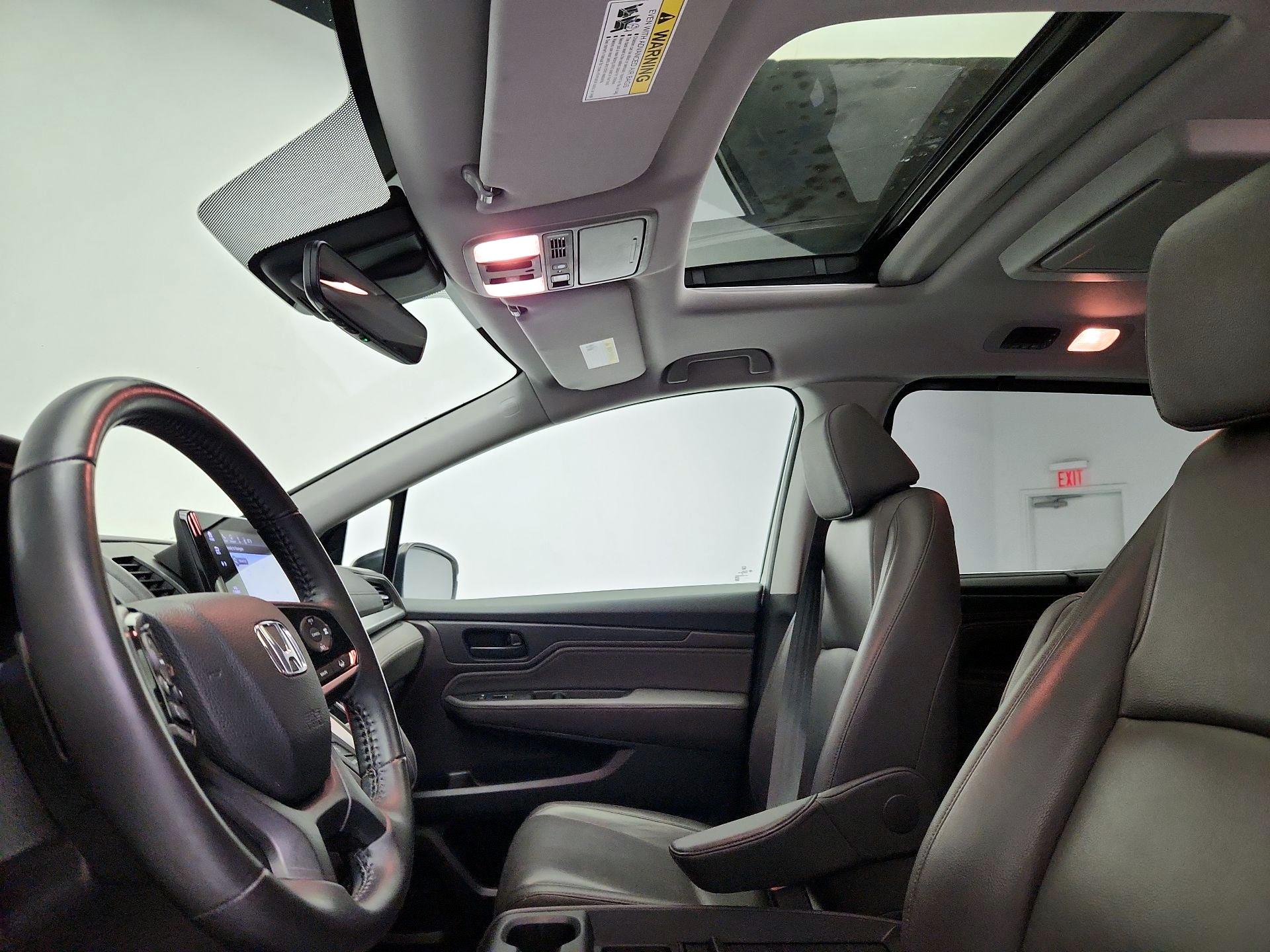 Thumbnail: 2018 Honda Odyssey - 20