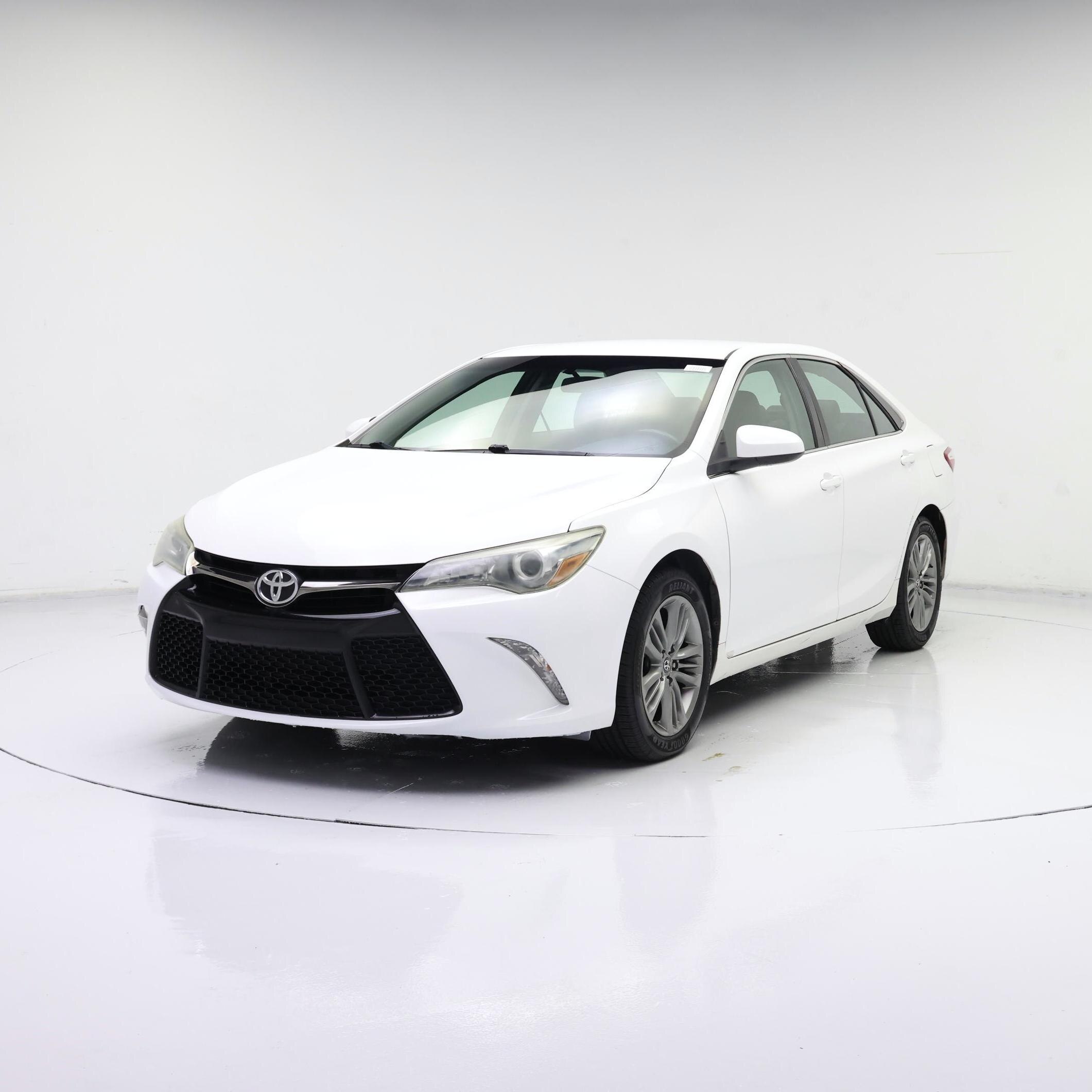 Thumbnail: 2016 Toyota Camry - 4