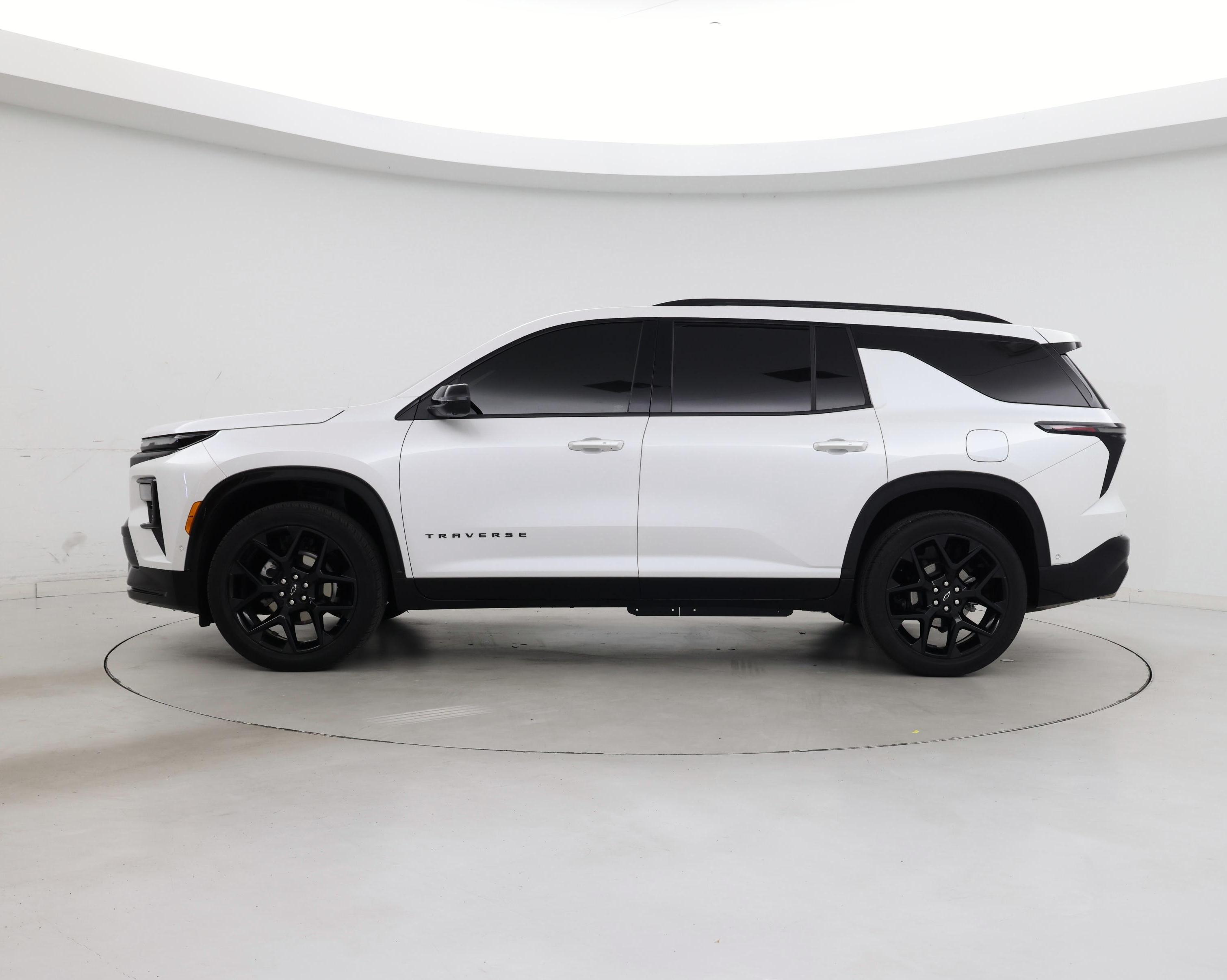 Thumbnail: 2024 Chevrolet Traverse - 3
