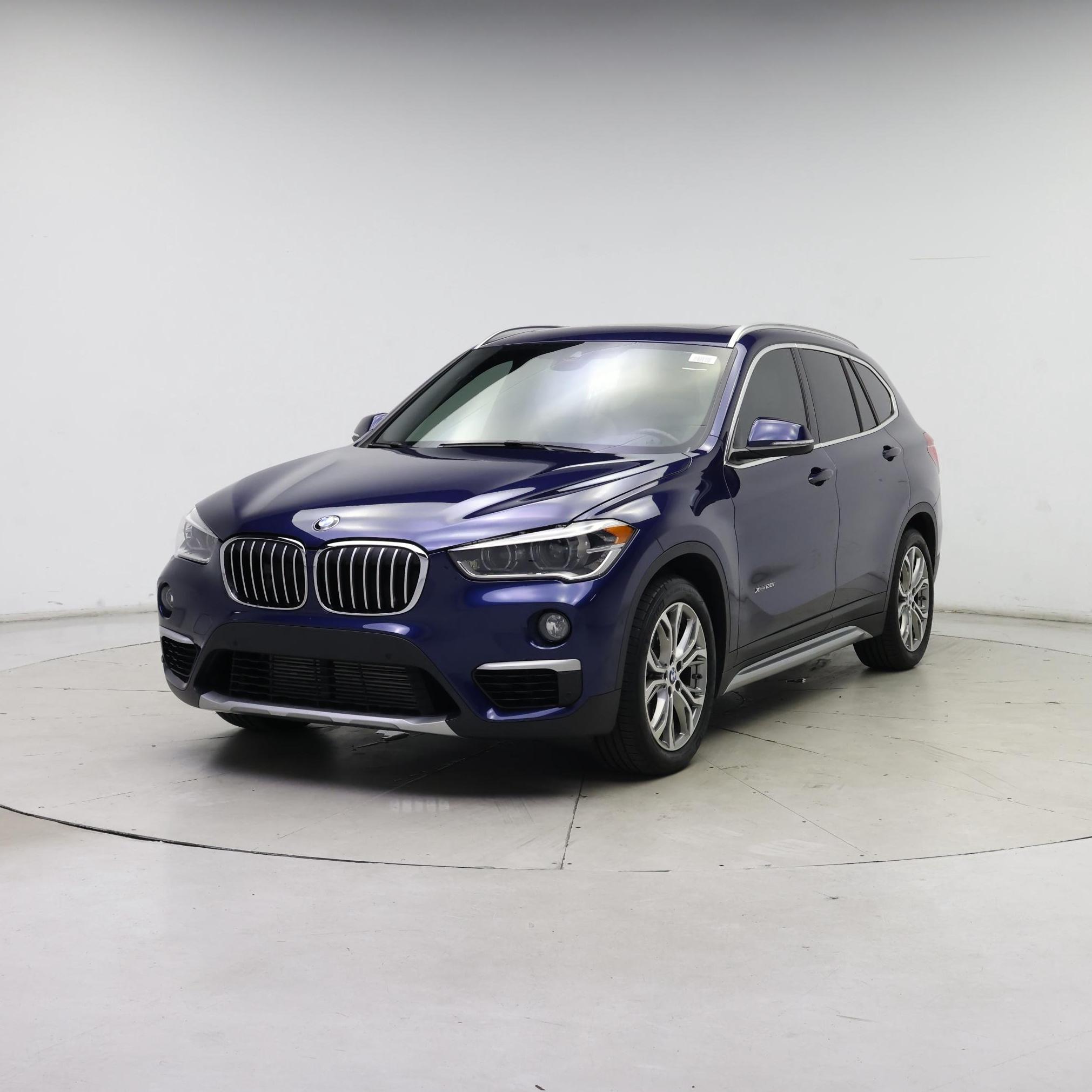Thumbnail: 2016 BMW X1 - 4