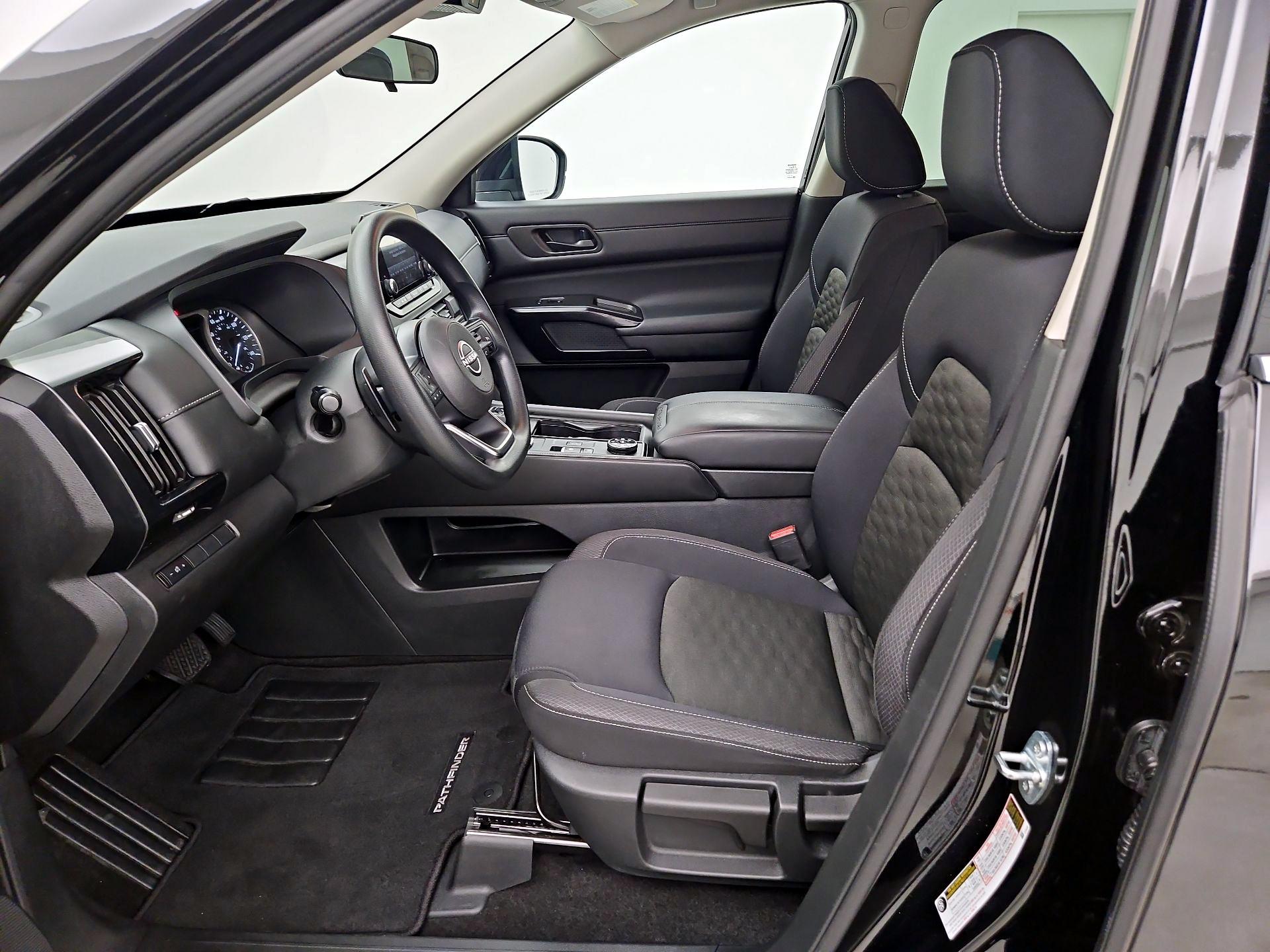 Thumbnail: 2024 Nissan Pathfinder - 11