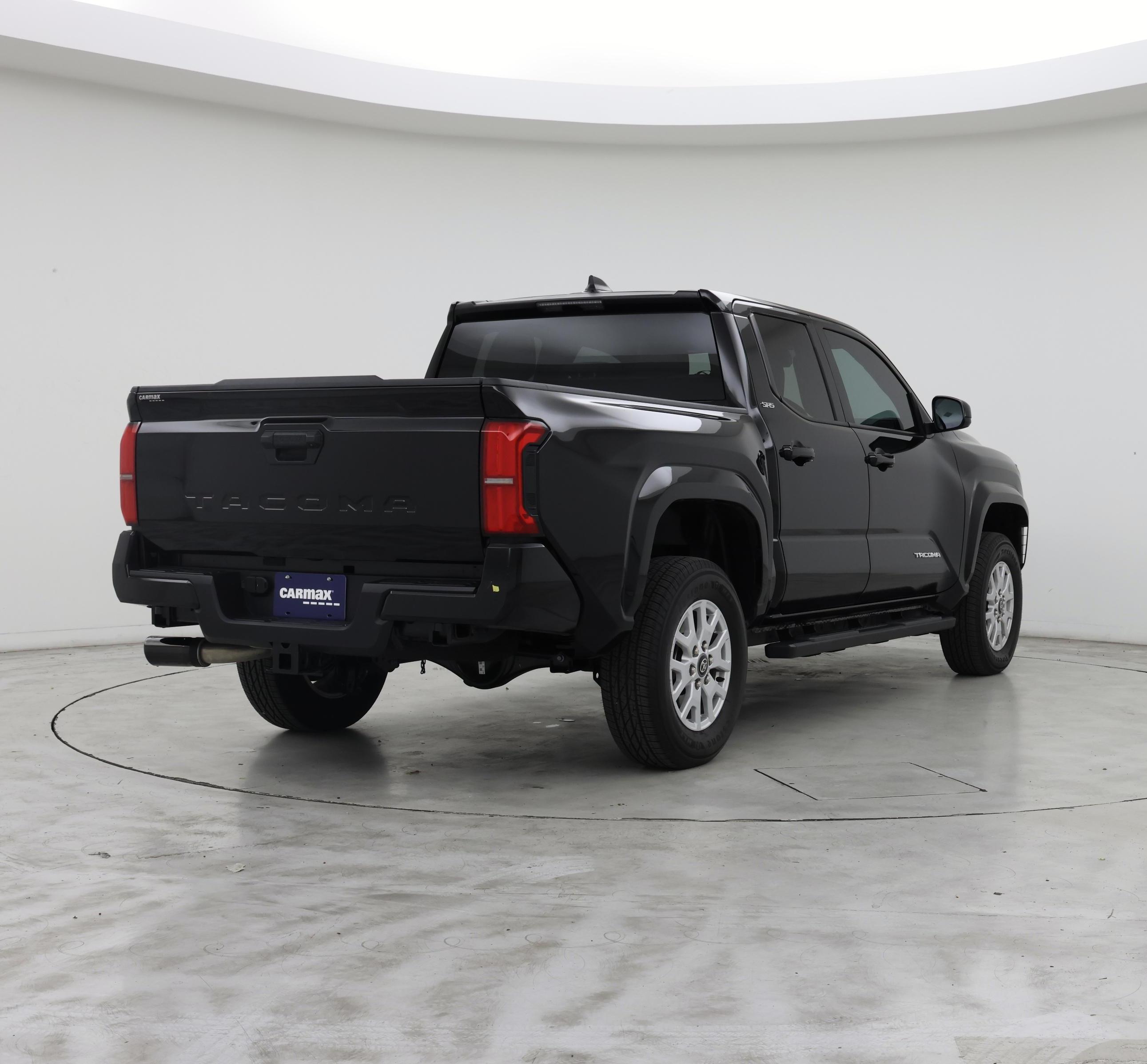 Thumbnail: 2024 Toyota Tacoma - 8