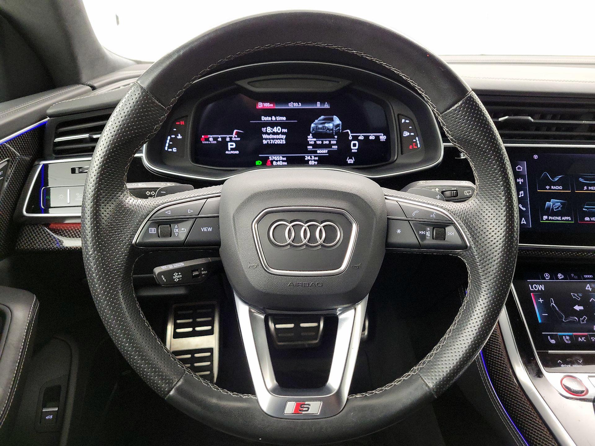 Thumbnail: 2023 Audi SQ8 - 10