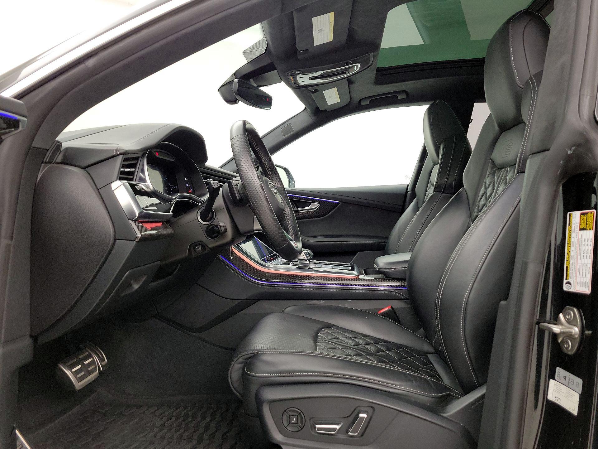 Thumbnail: 2023 Audi SQ8 - 11