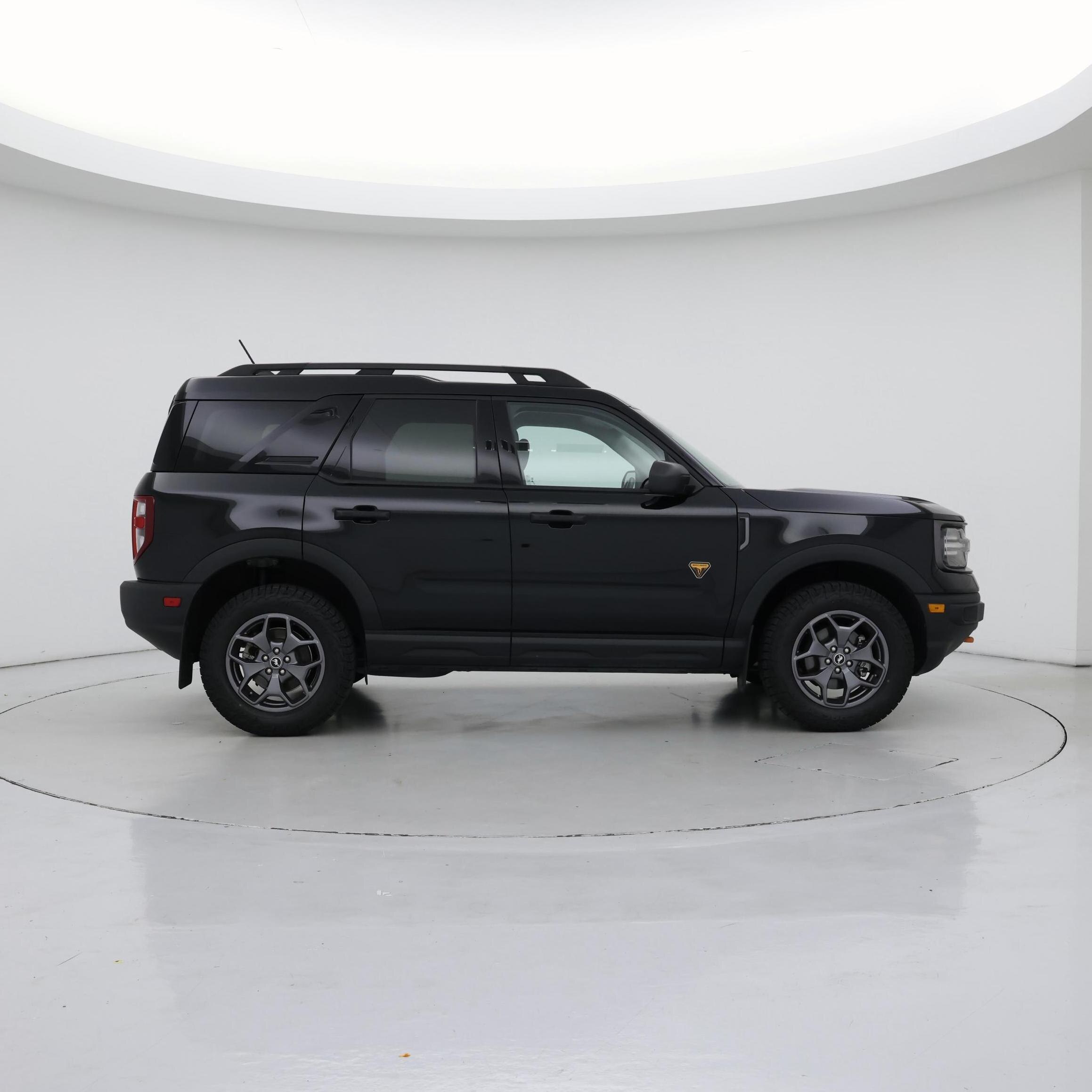 Thumbnail: 2022 Ford Bronco Sport - 7