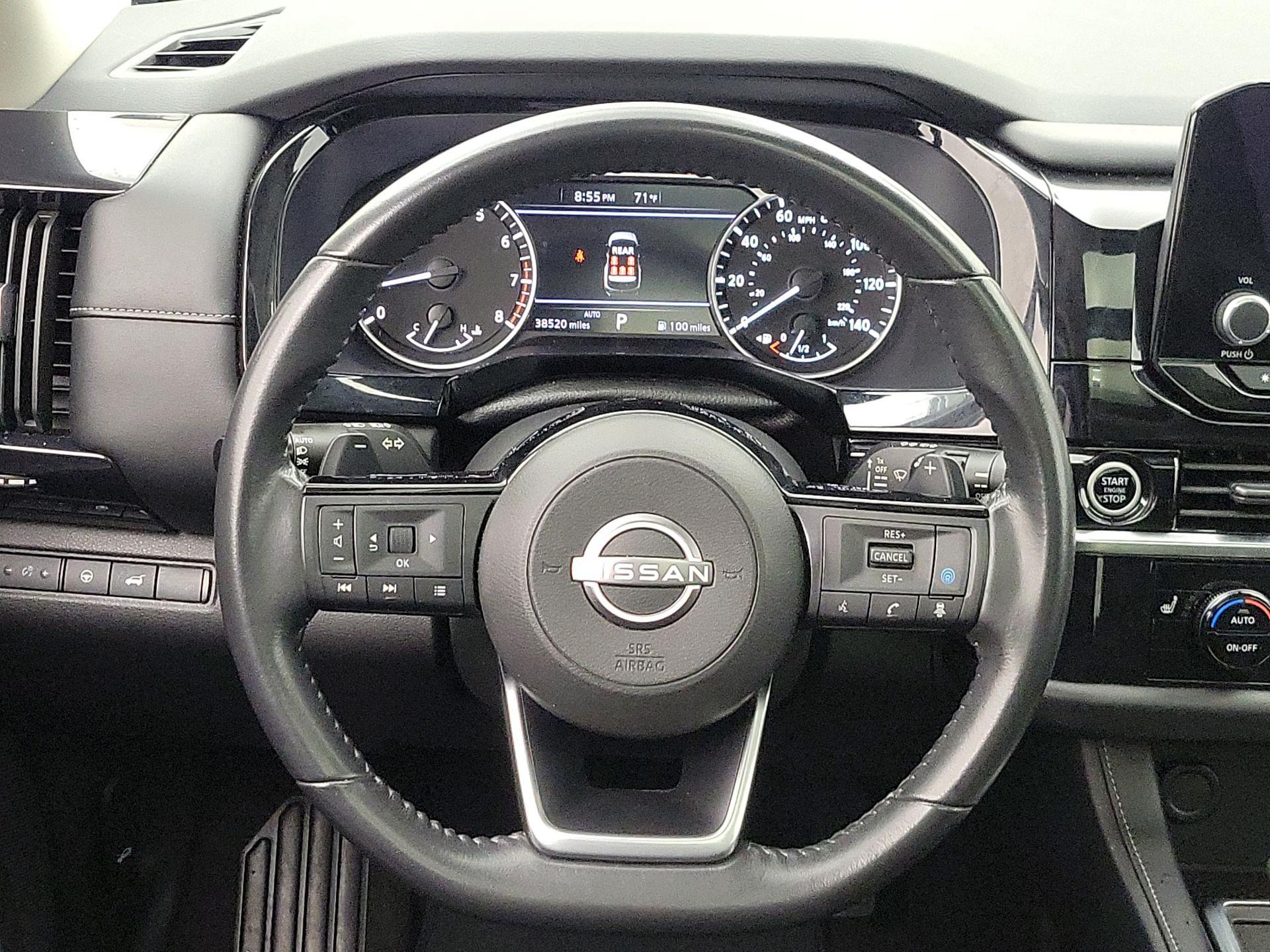 Thumbnail: 2023 Nissan Pathfinder - 10