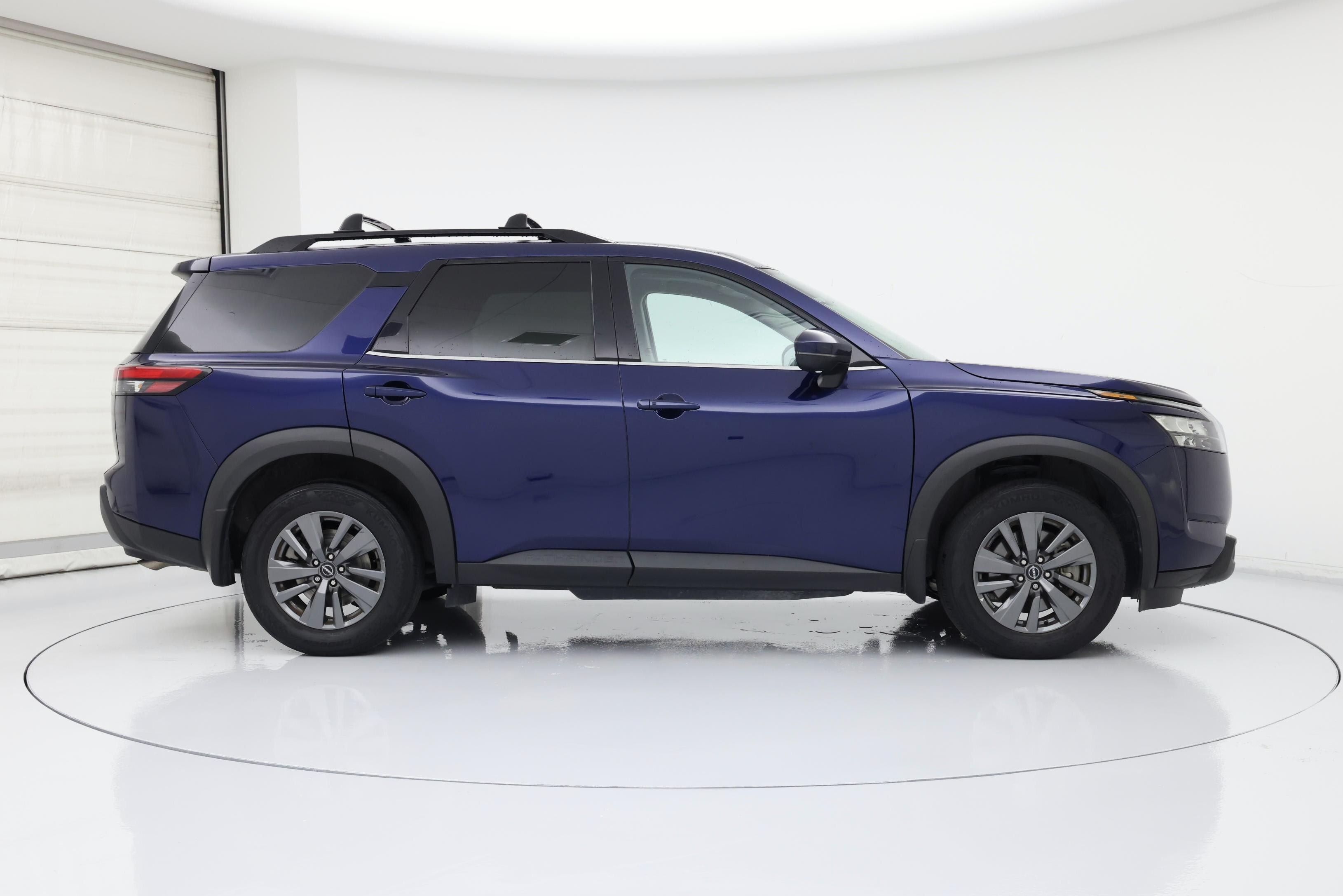 Thumbnail: 2023 Nissan Pathfinder - 7