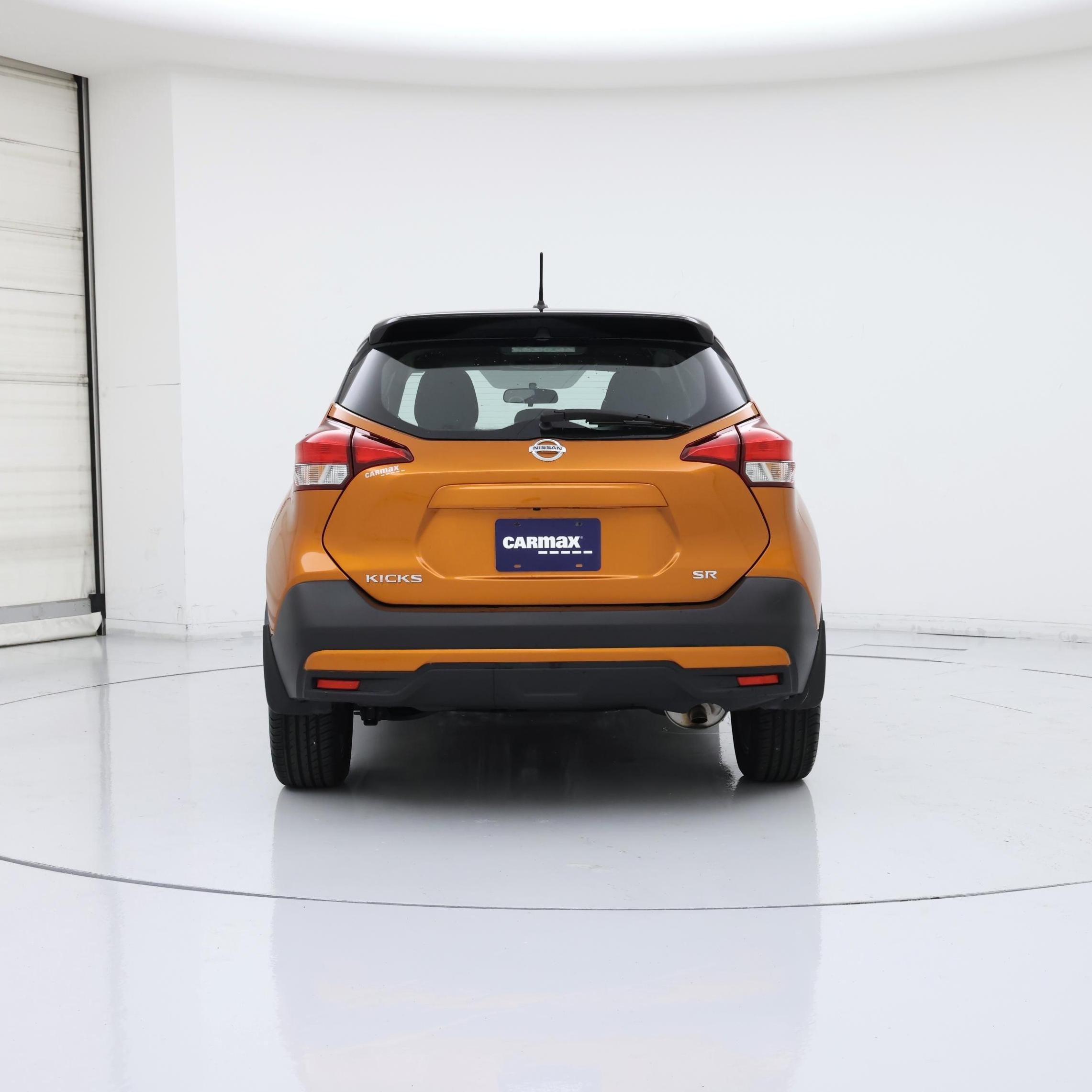 Thumbnail: 2019 Nissan Kicks - 6