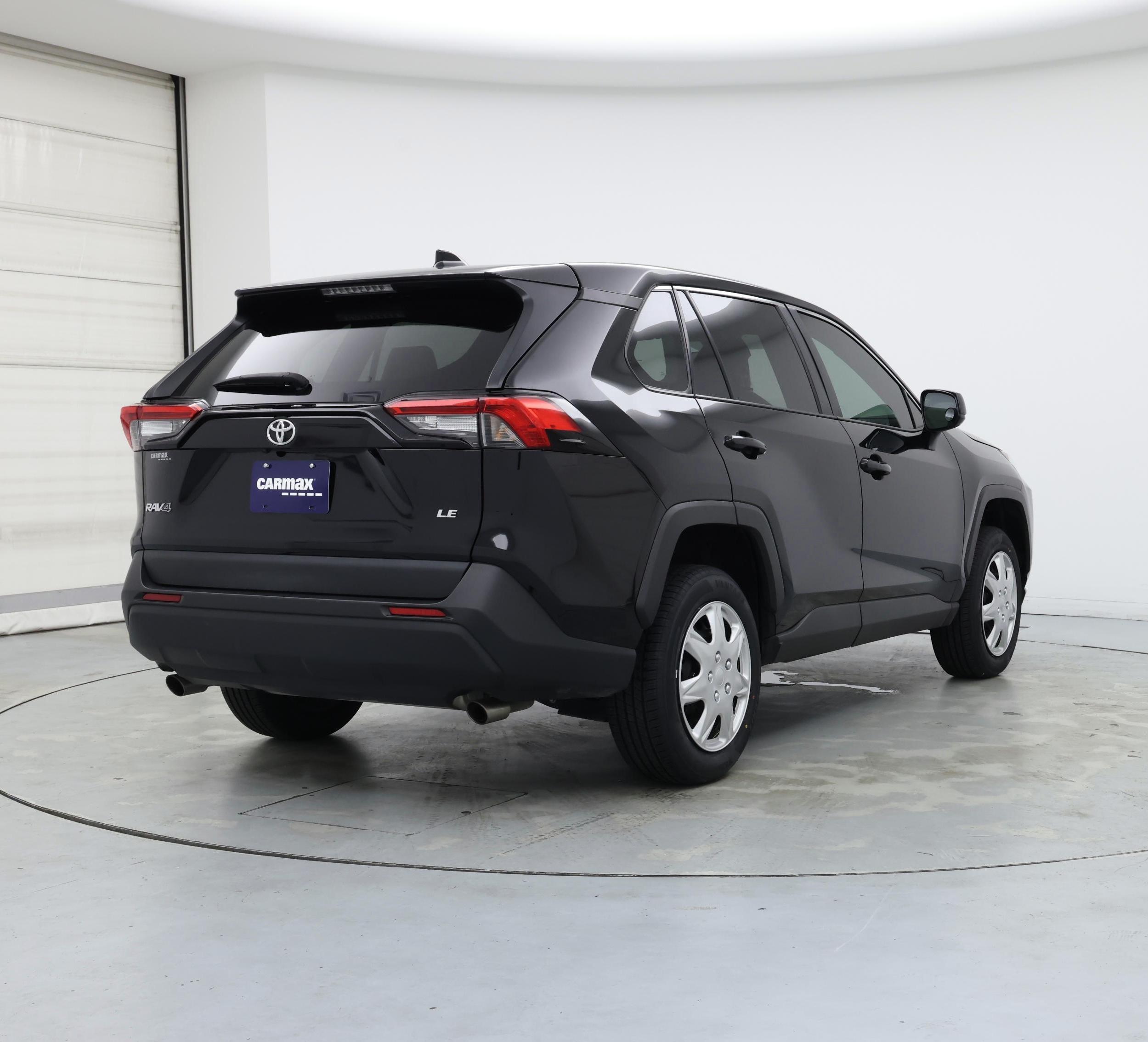 Thumbnail: 2024 Toyota RAV4 - 8