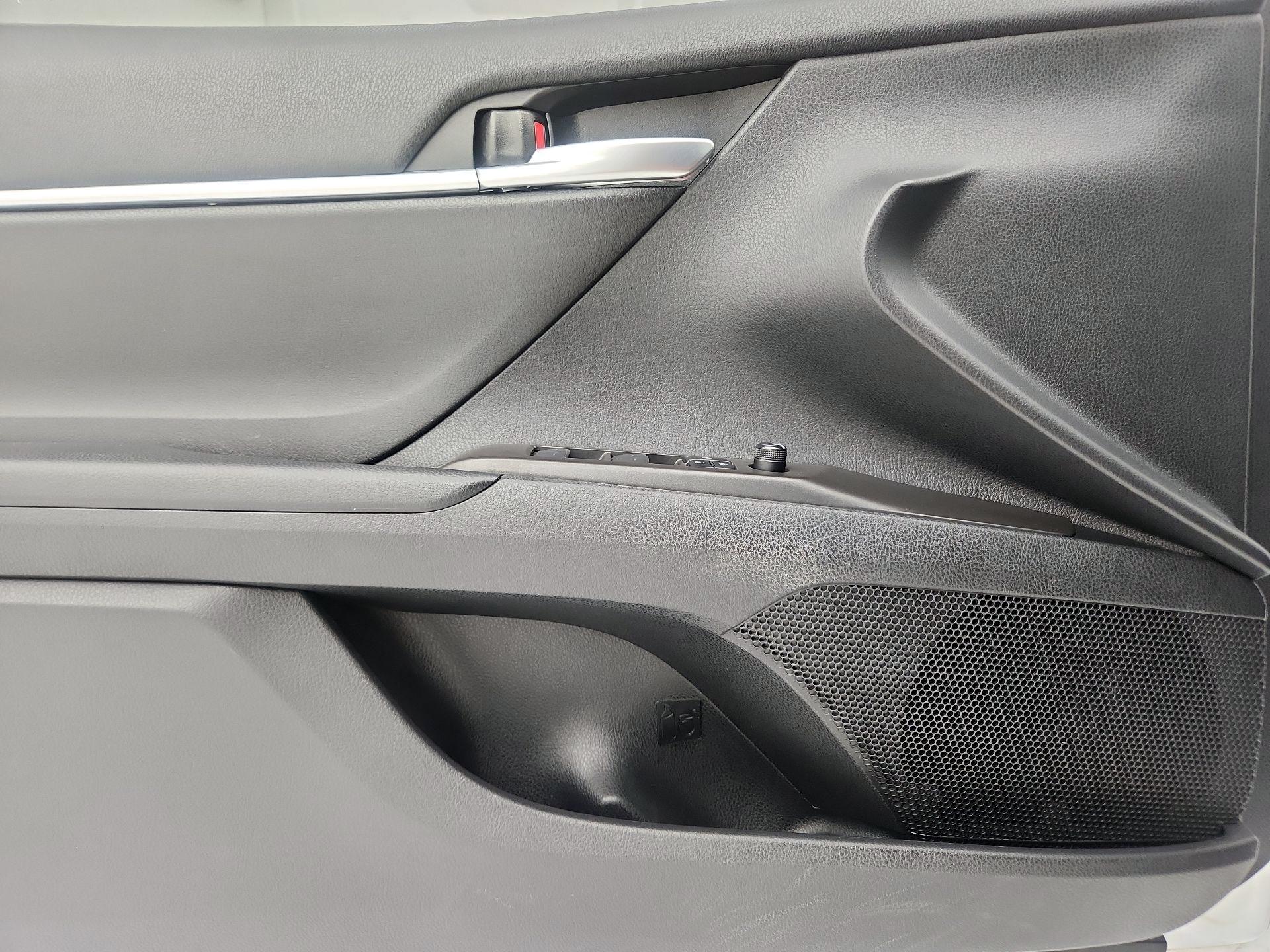 Thumbnail: 2024 Toyota Camry - 12