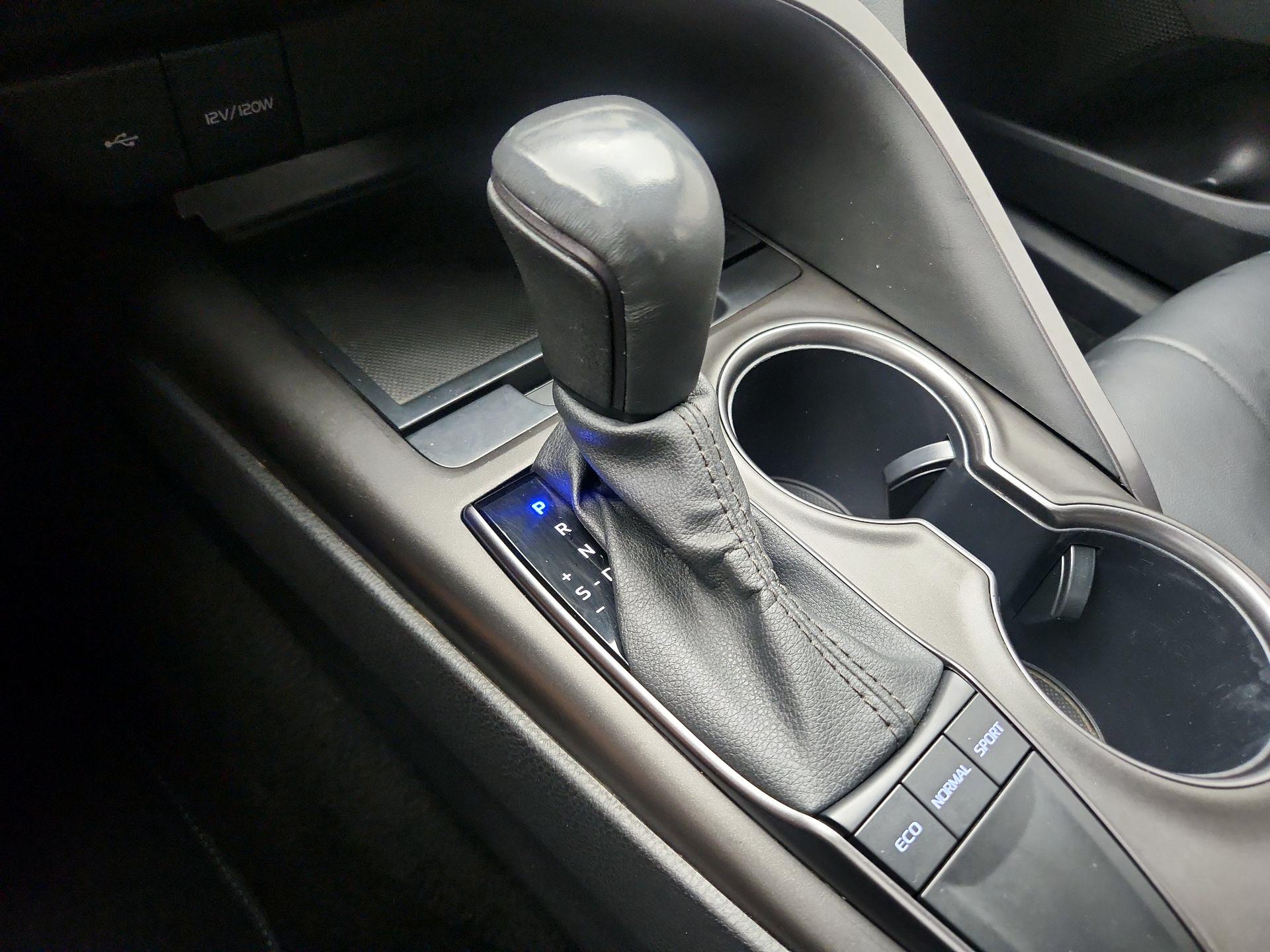 Thumbnail: 2024 Toyota Camry - 17